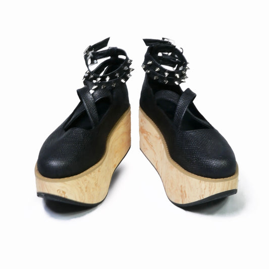 CUCURUCU Rocking Horse Shoes (Black Leather)