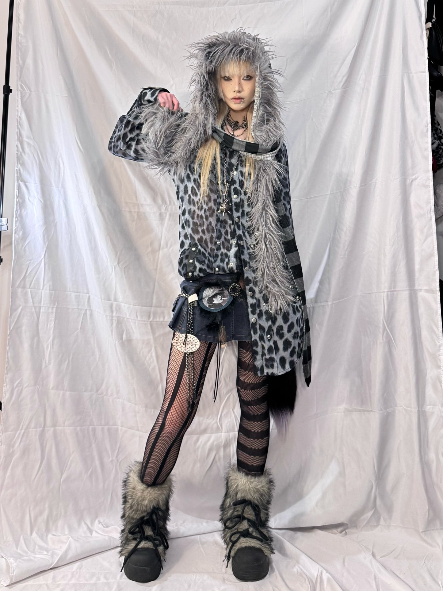 Sexpot Revenge Leopard Print Button-Up