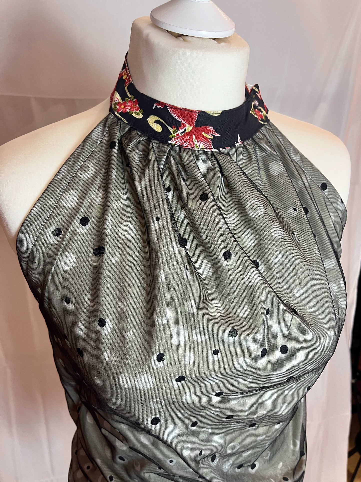 gouk Halter Top