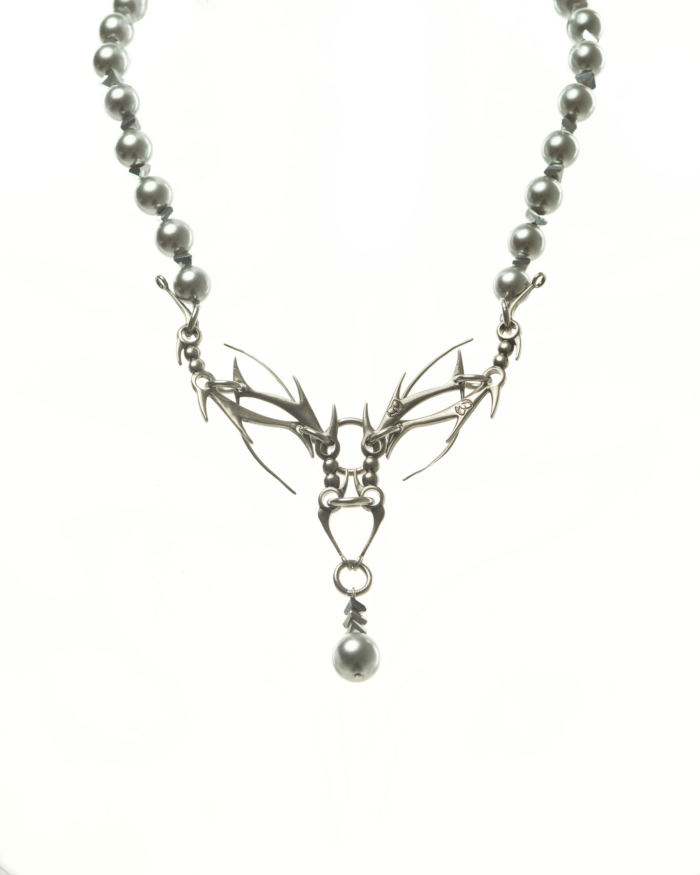 IIIMIII BlackPainting II Necklace #2