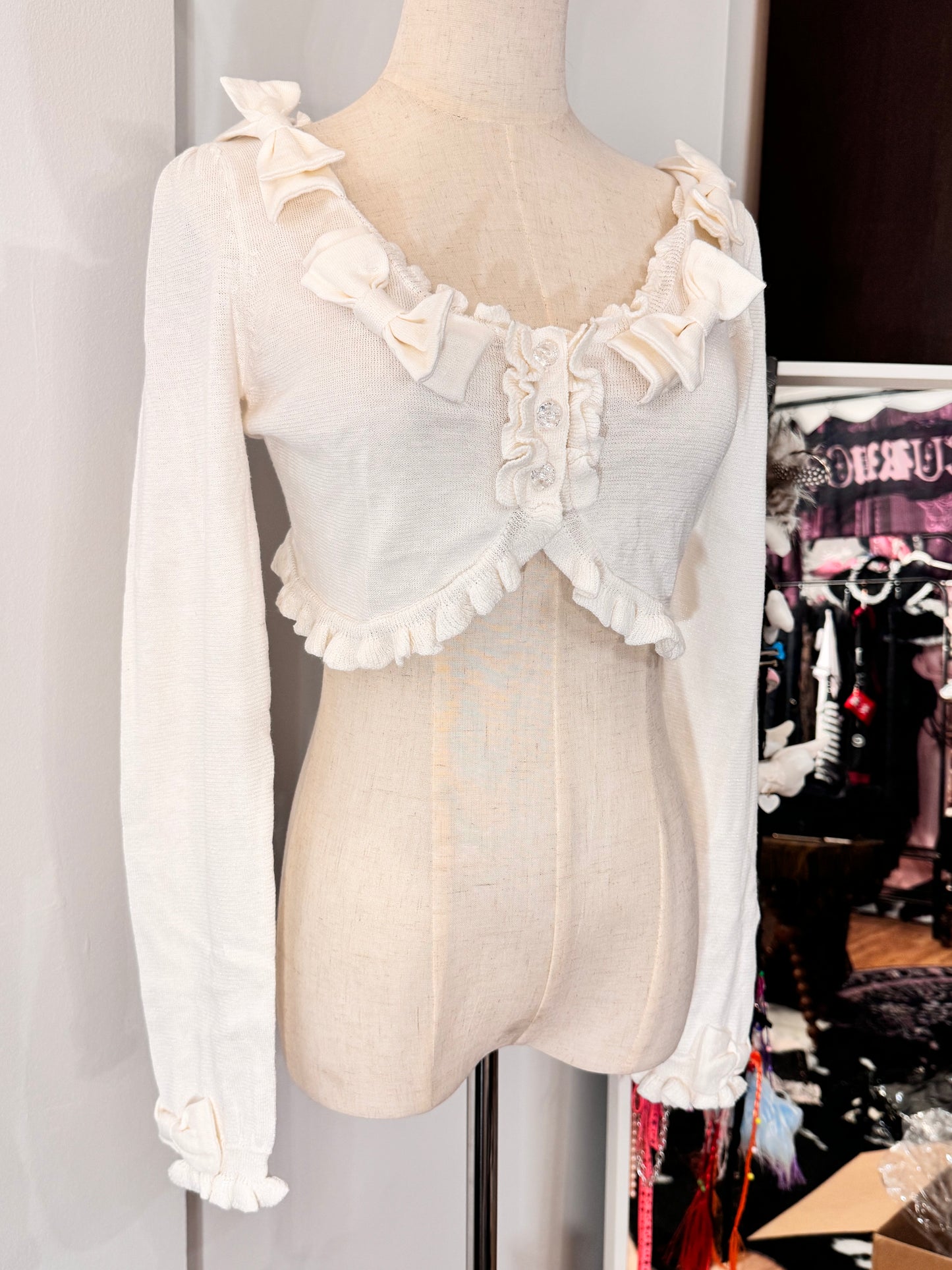 Metamorphose Knit Ruffle Crop Top