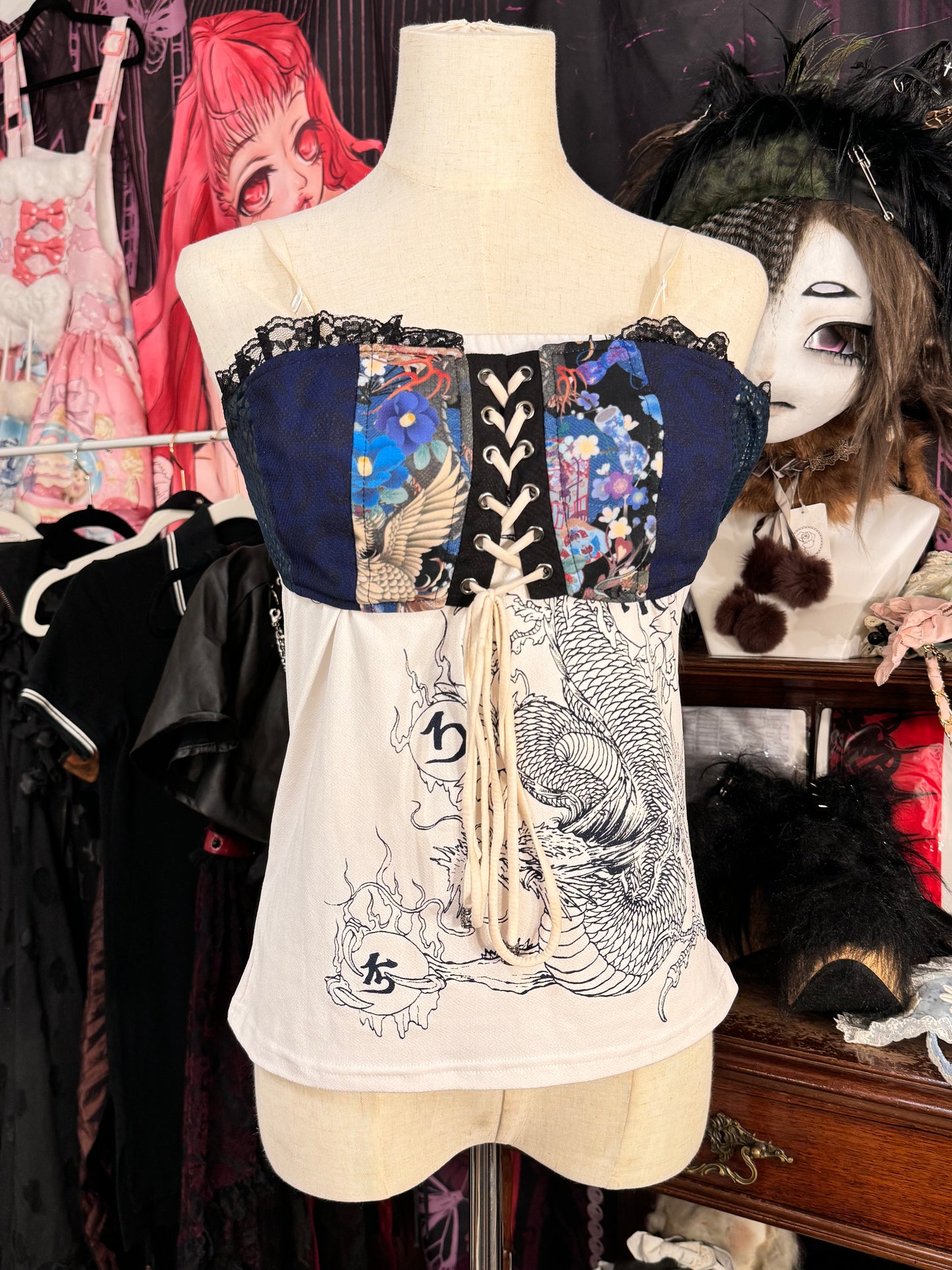 Qutie Frash Dragon Print Lace Up Tank Top