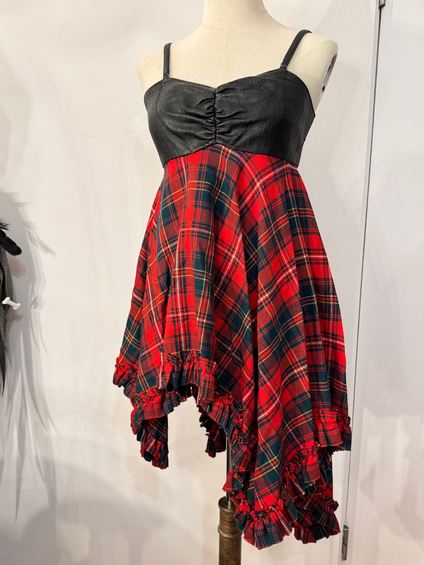 Na+H Plaid Leather Ruffle Tank Top Dress