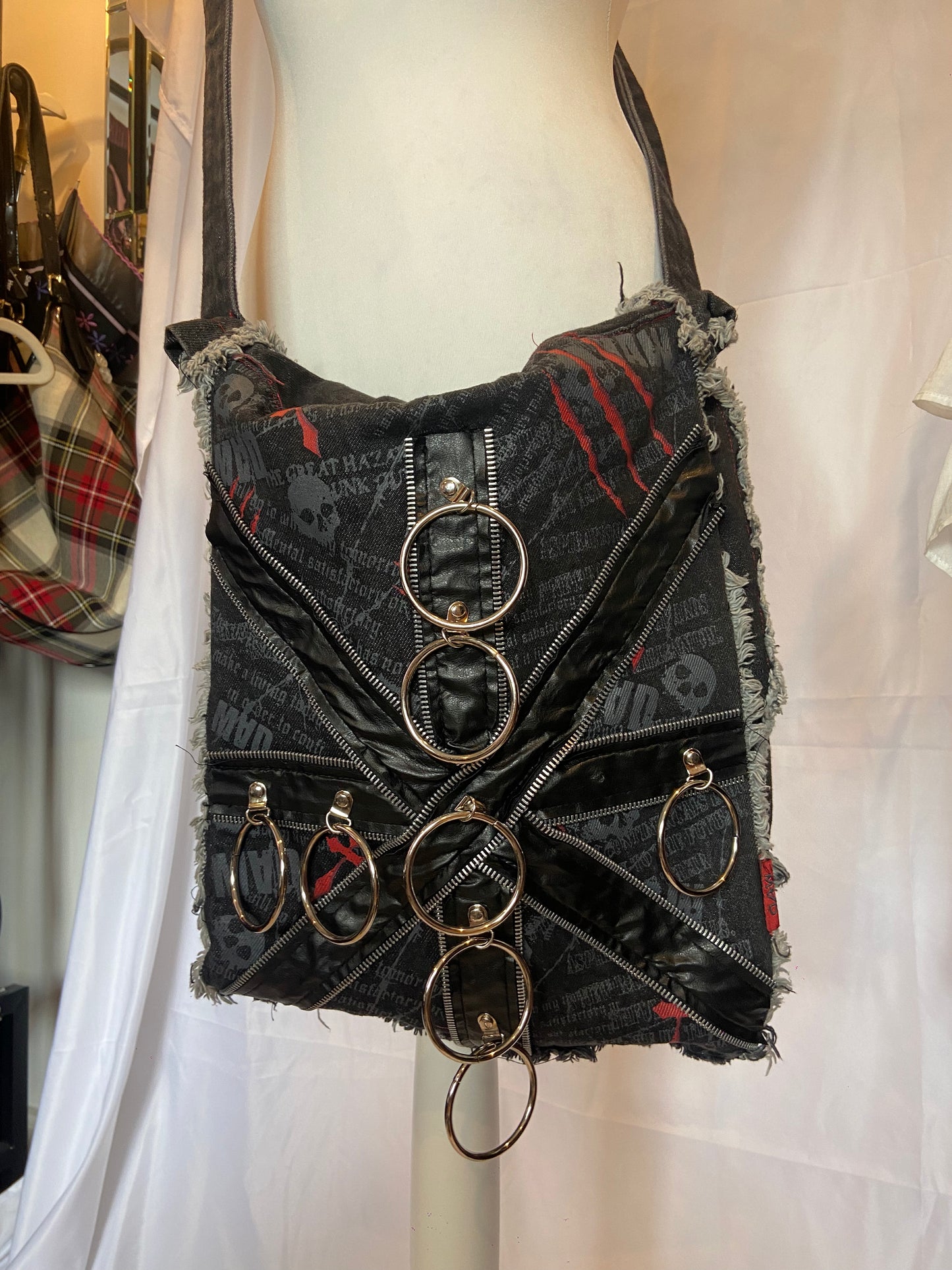 Mad Punks Rings Crossbody Bag