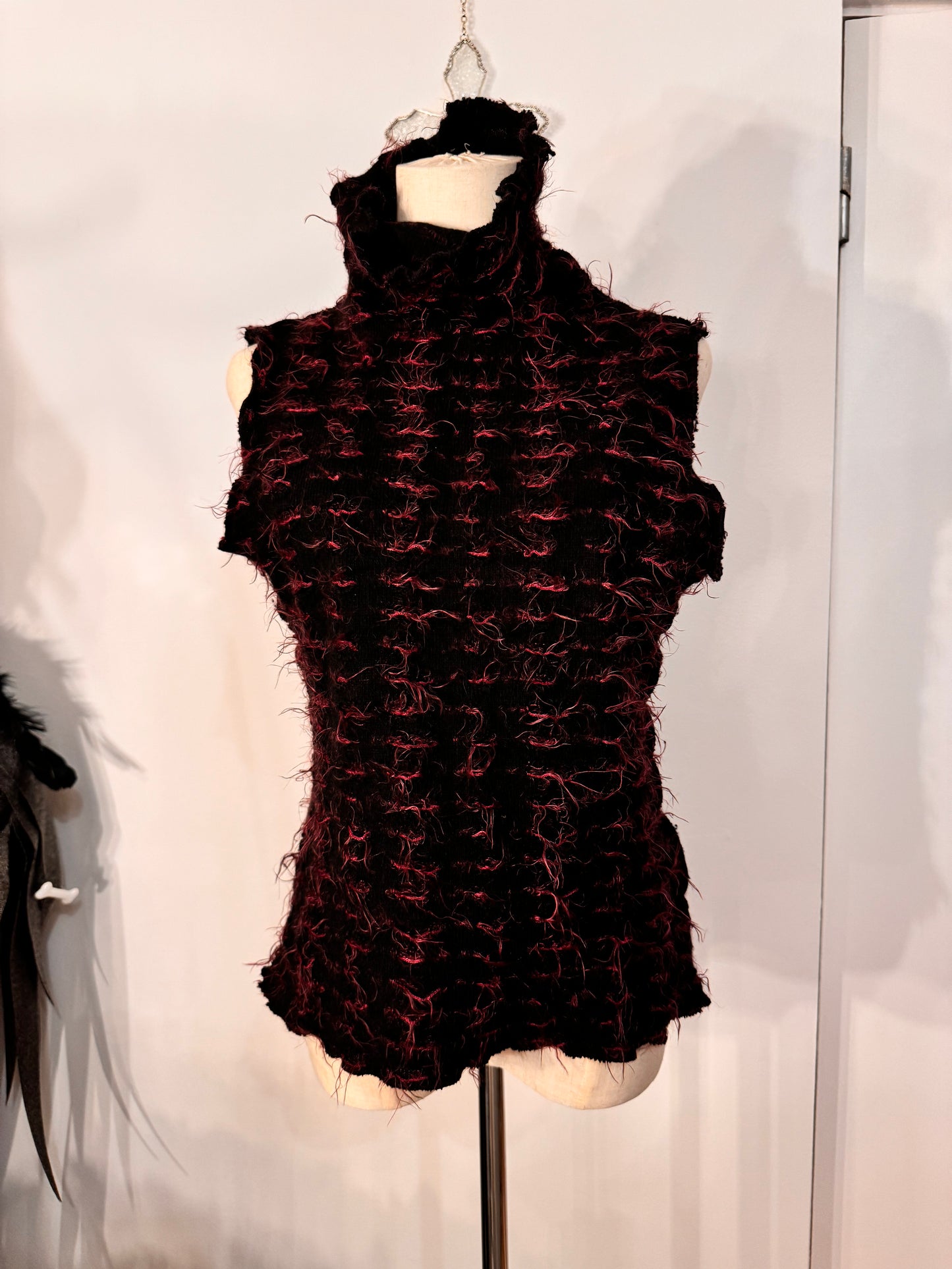 alice auaa Mesh High-Neck Tank Top