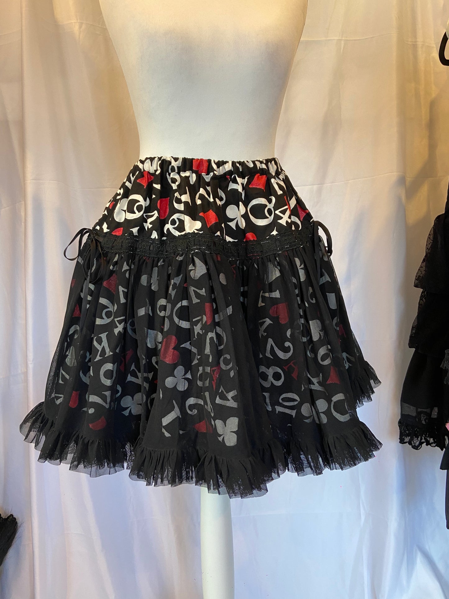 Algonquins Letter Print Mesh Layer Skirt