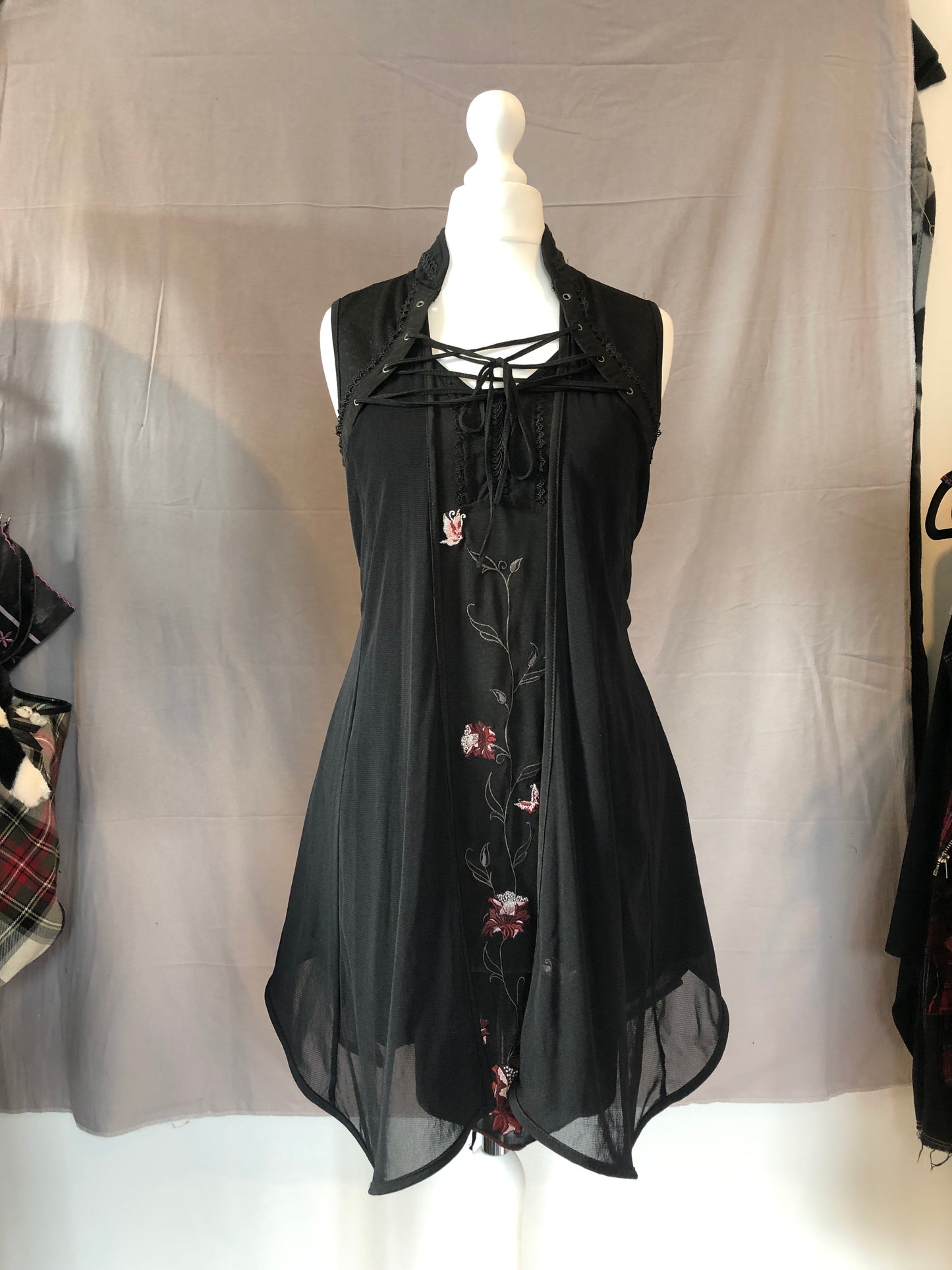 OZZ ON Multi-Layers Floral Tank Top Dress