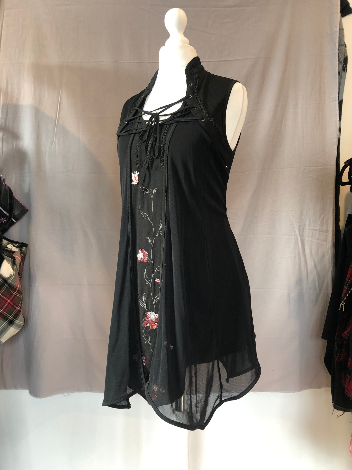 OZZ ON Multi-Layers Floral Tank Top Dress