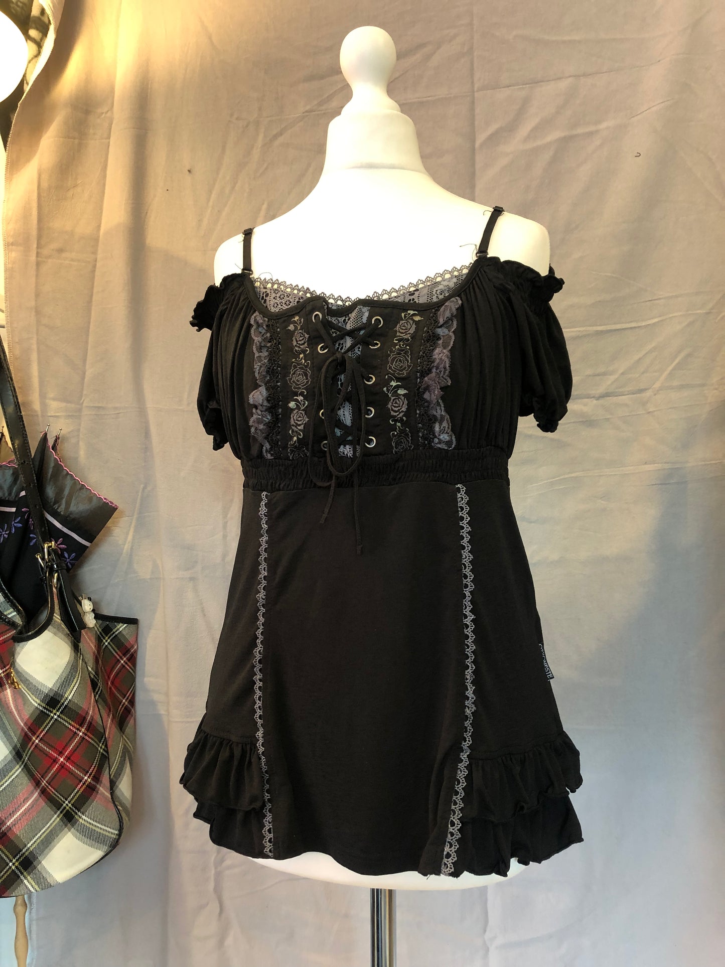 OZZ ON Off-The-Shoulder Lace Up Top