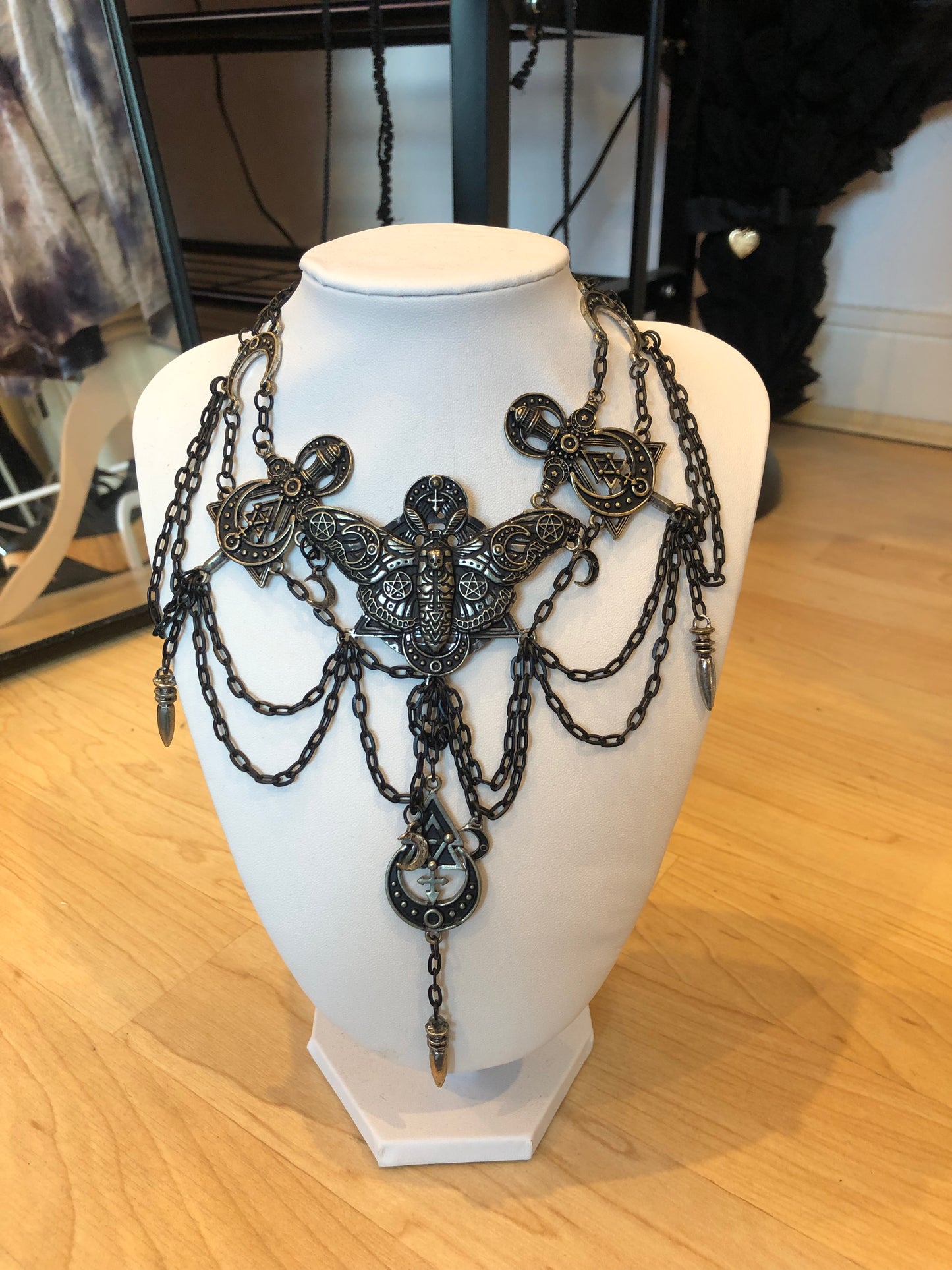 Restyle Chain Layers Choker