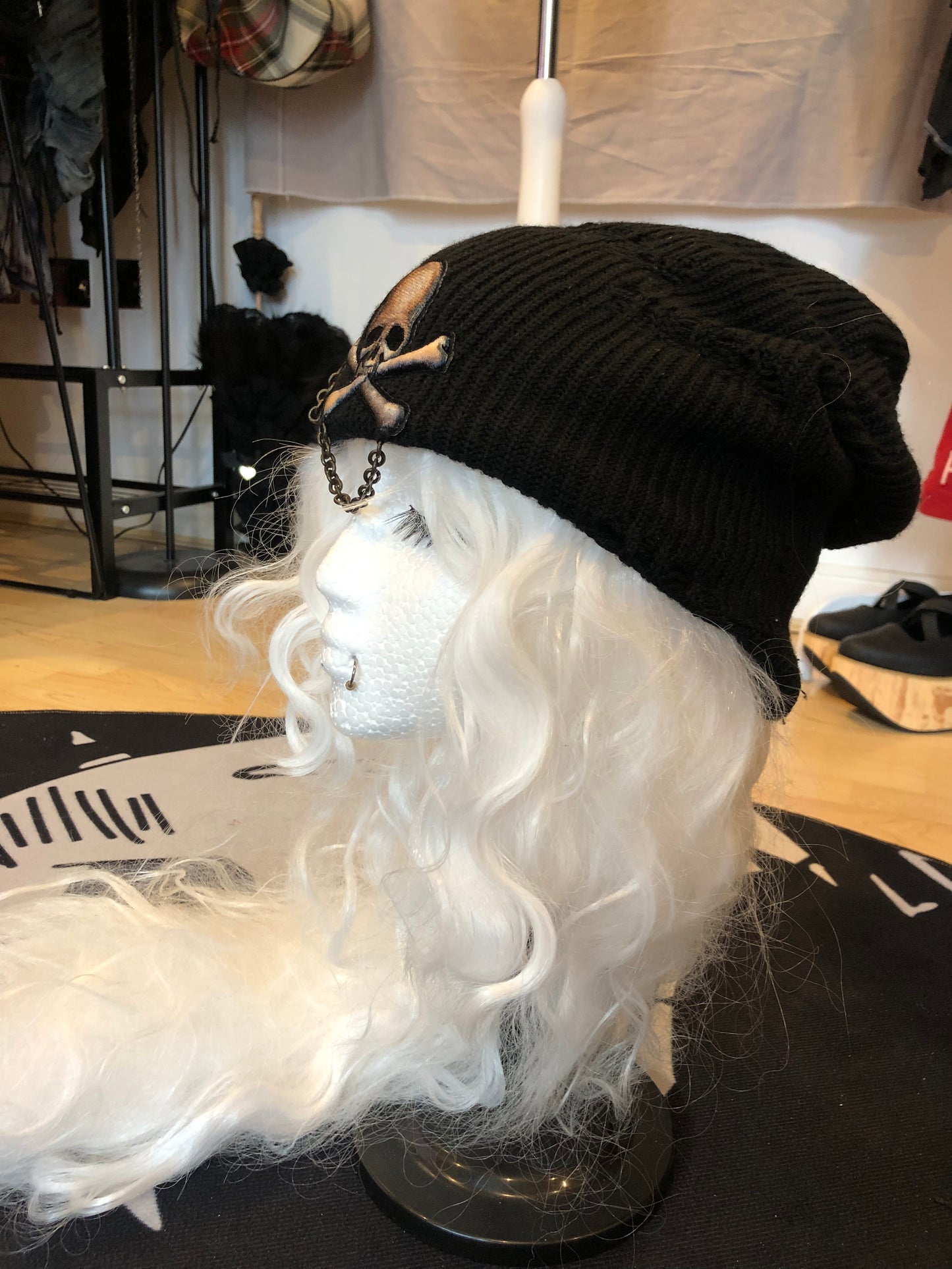 Roen Skull Beanie