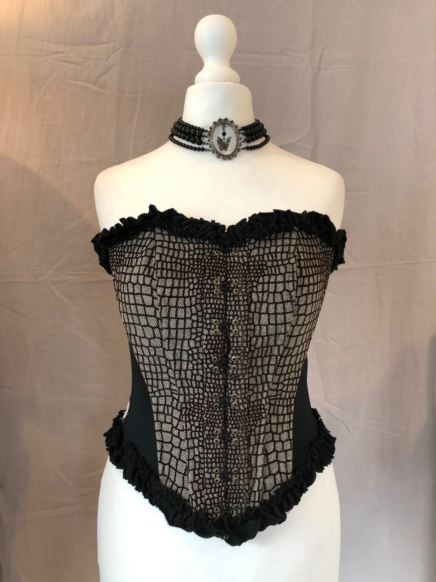 alice auaa 14AW Ruffle Corset
