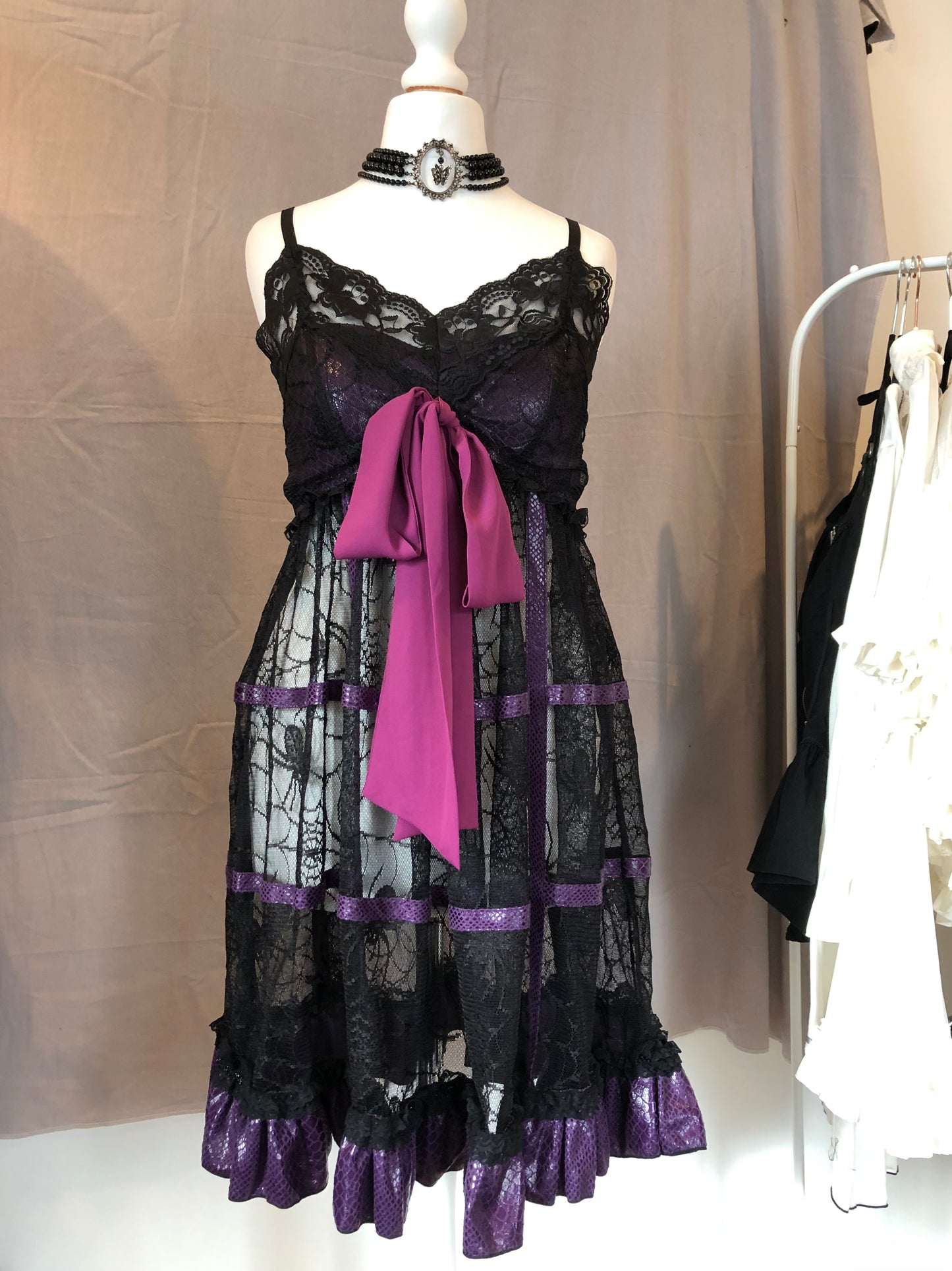 Qutie Frash Spider Mesh Lace Tank Top Dress