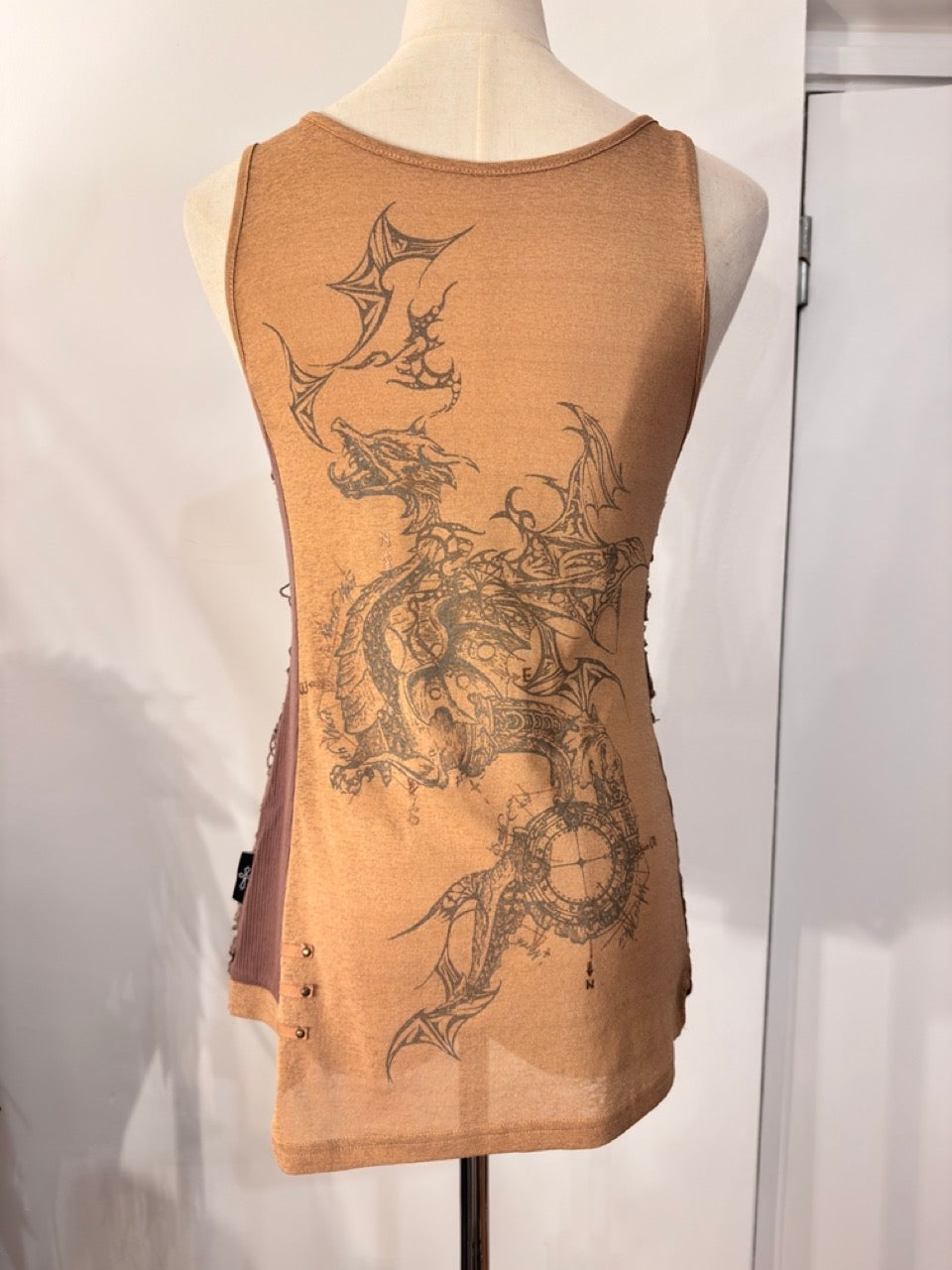 OZZ ON Destructive Dragon Print Tank Top