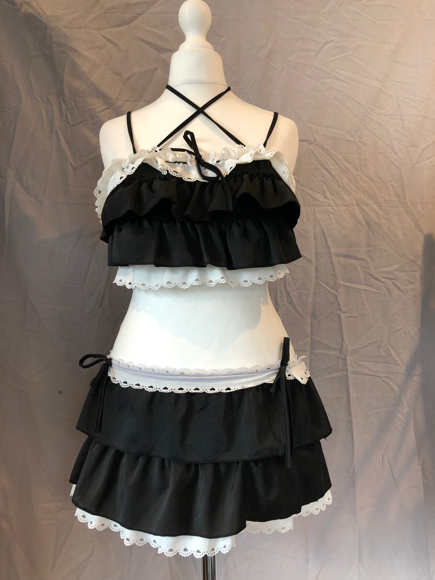 To Alice Ruffle Swimsuit Set