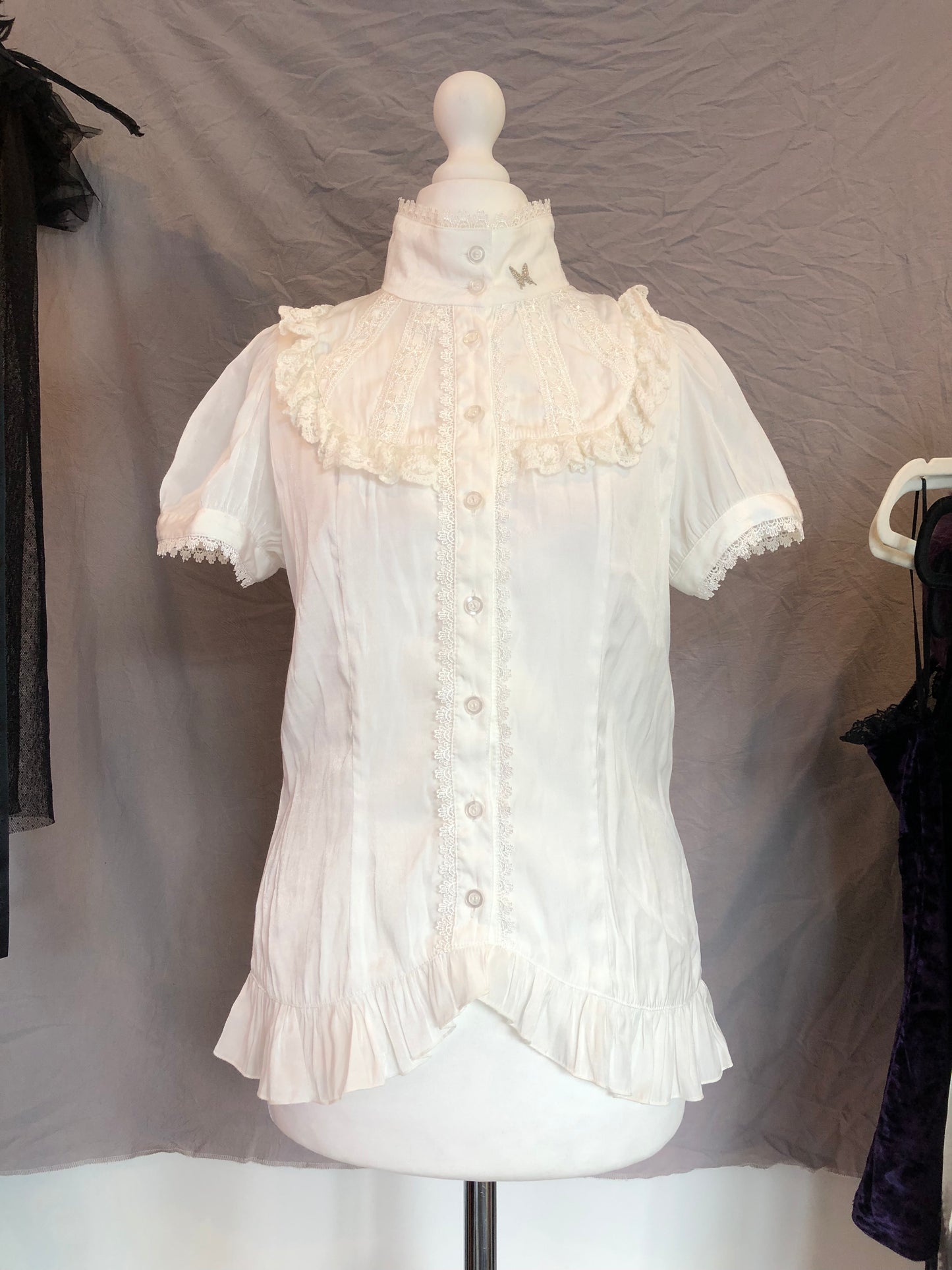 Sheglit Ruffle Short-Sleeves Button Up