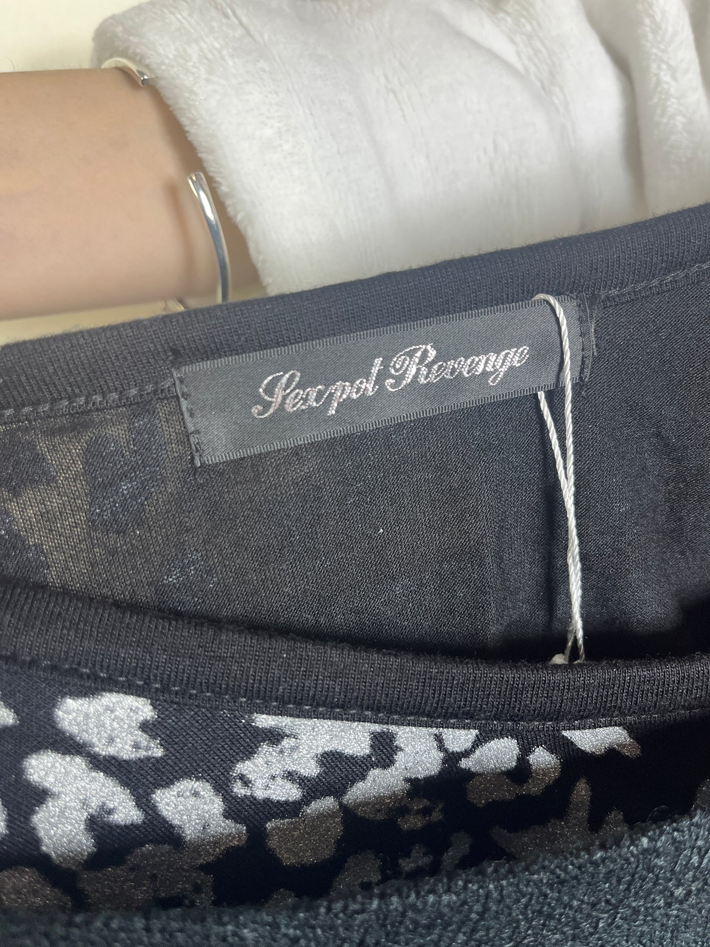 Sexpot Revenge 2-Layers Leopard Print Shirt