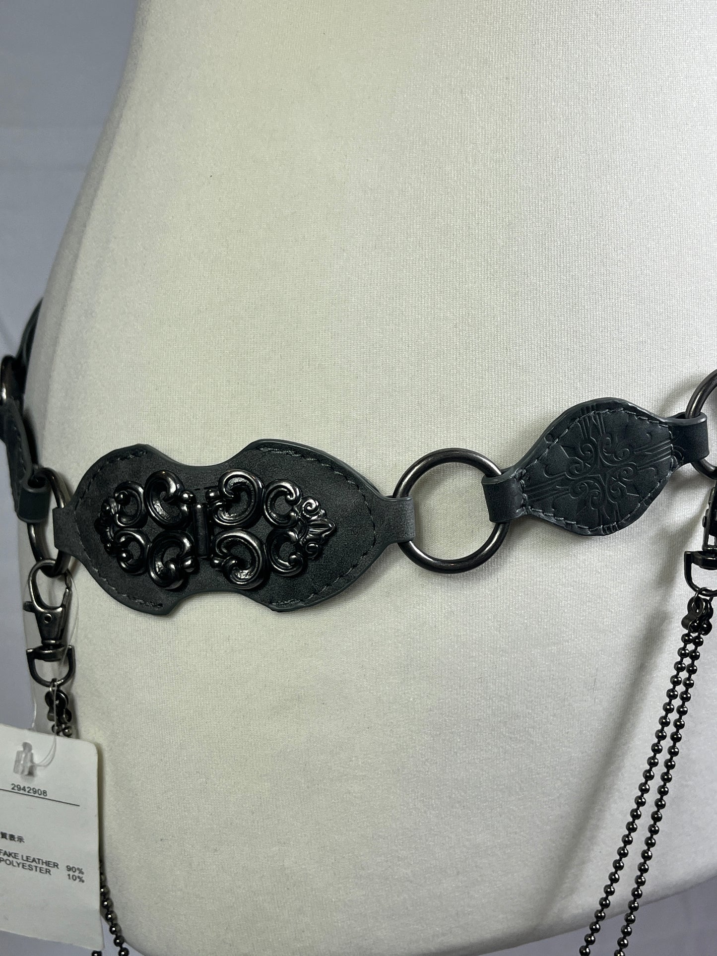 OZZ ON Cross Pendant Chain Belt