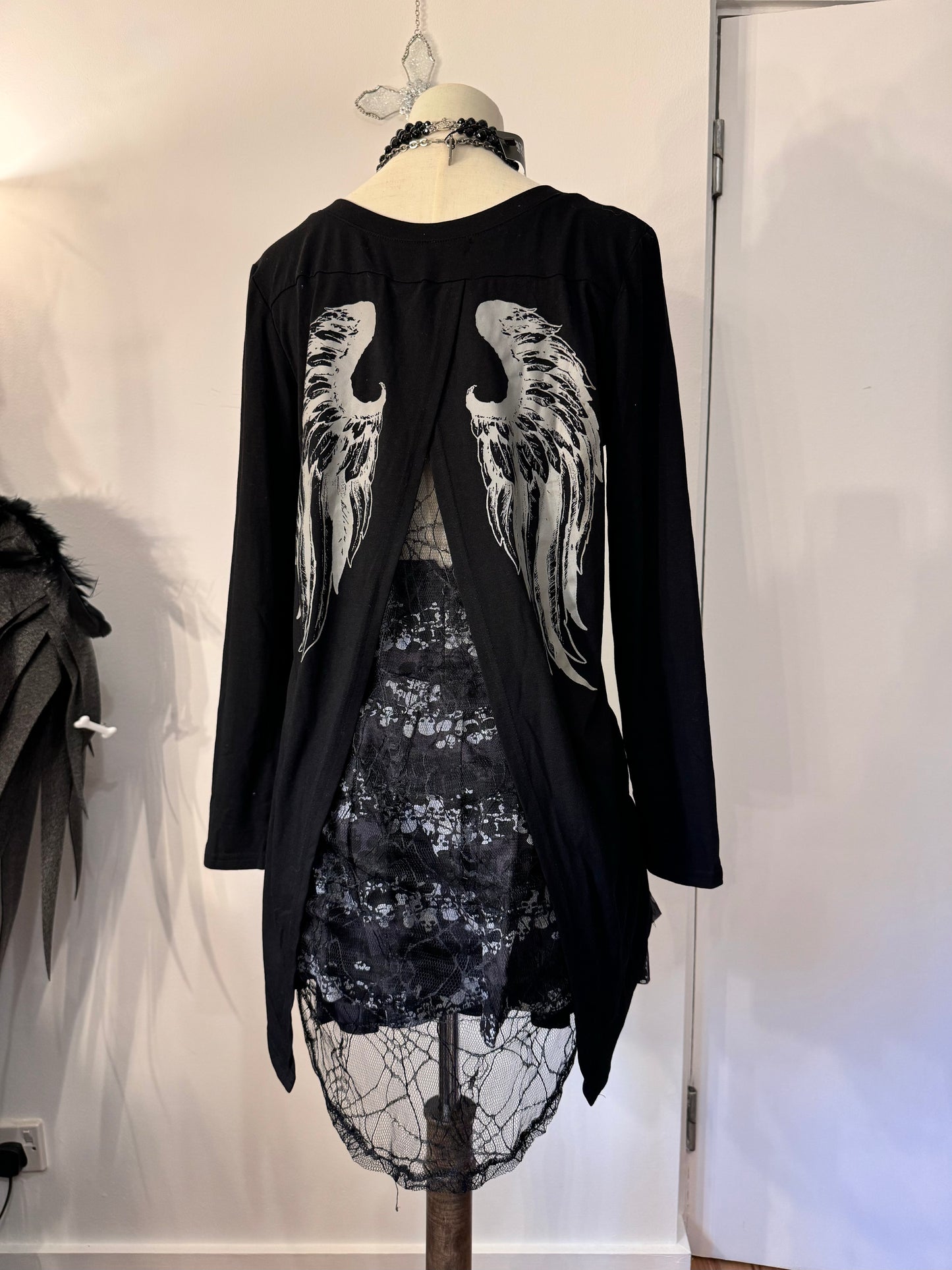Glavil Double-Layers Skull Print Spider-Web Mesh Top