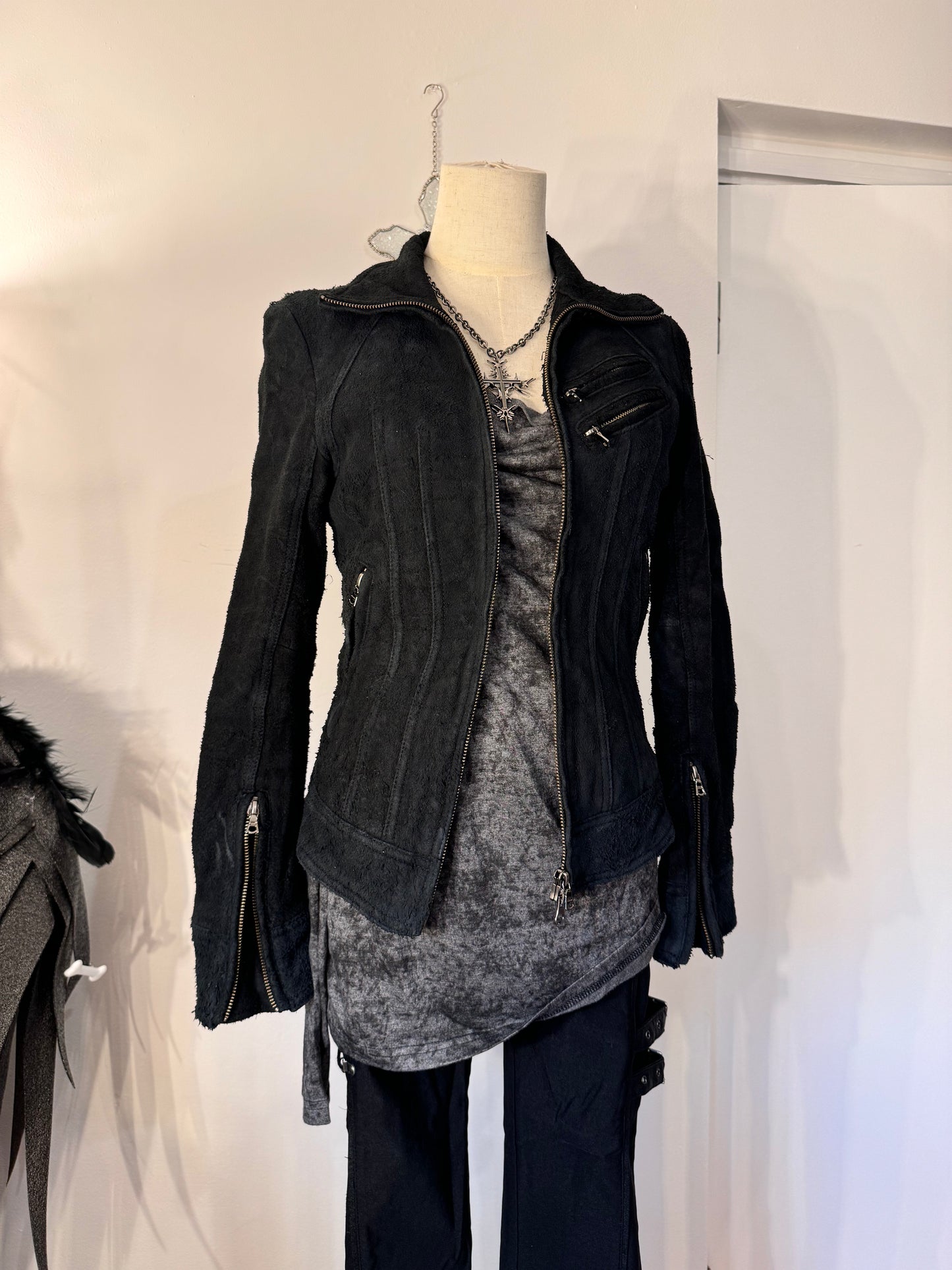 Seana Draped Collar Long-Sleeves