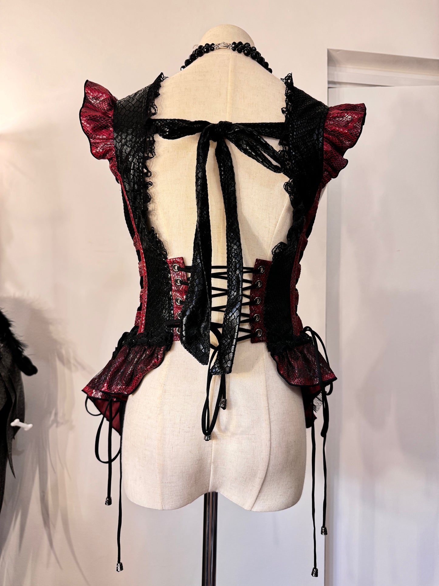 Qutie Frash Ruffle Tank Top Corset
