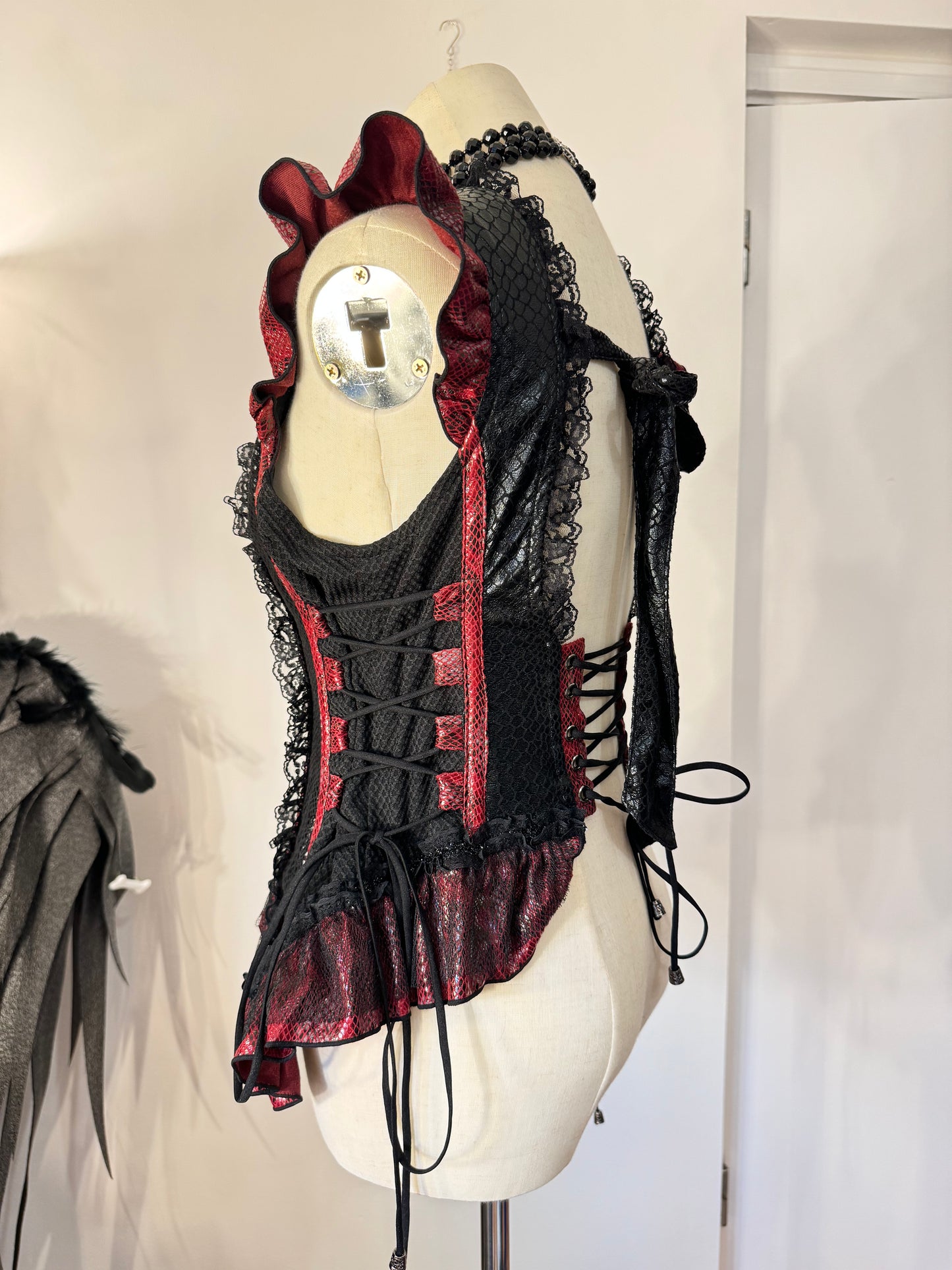 Qutie Frash Ruffle Tank Top Corset