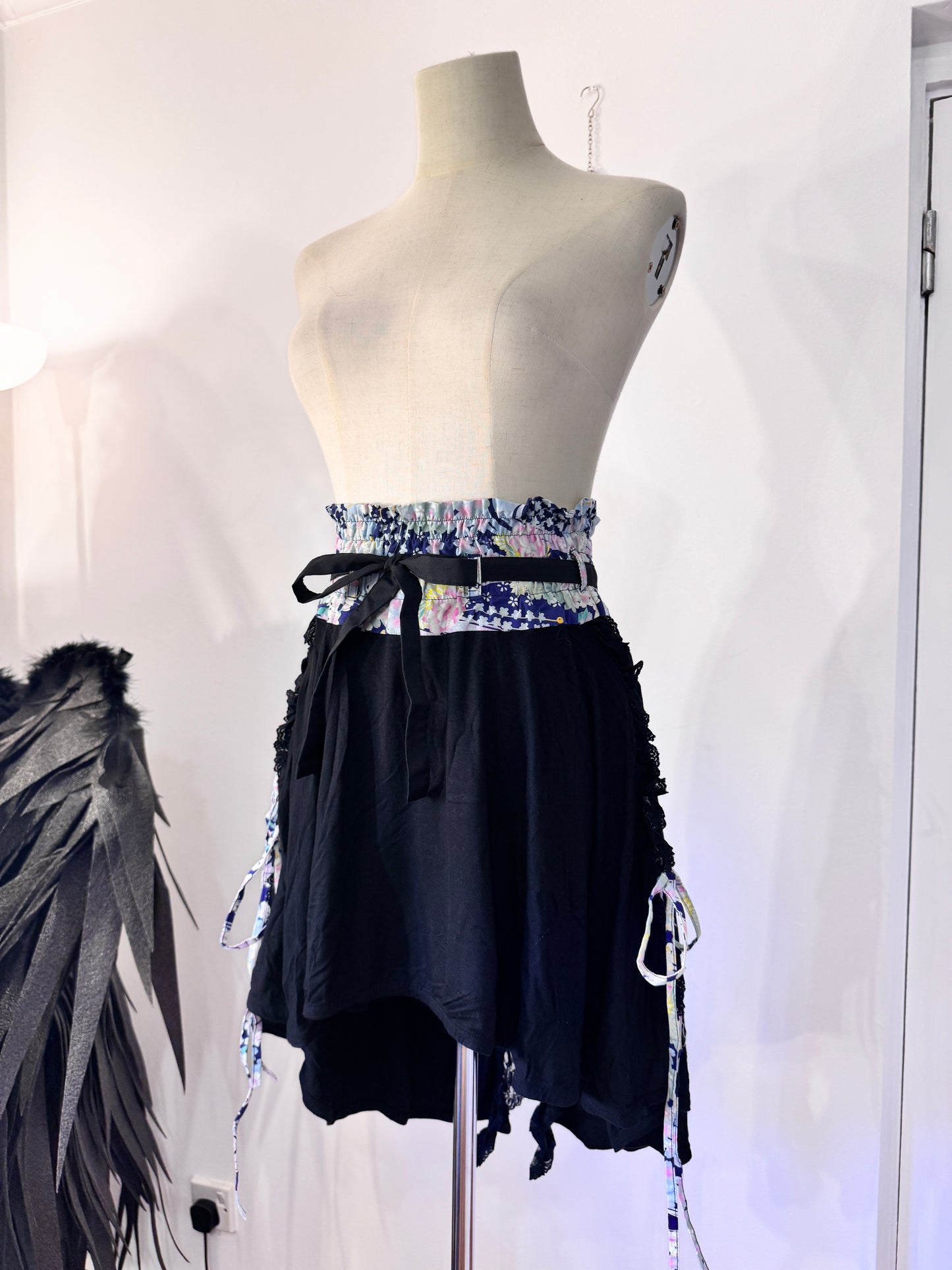 gouk Strap Midi Skirt
