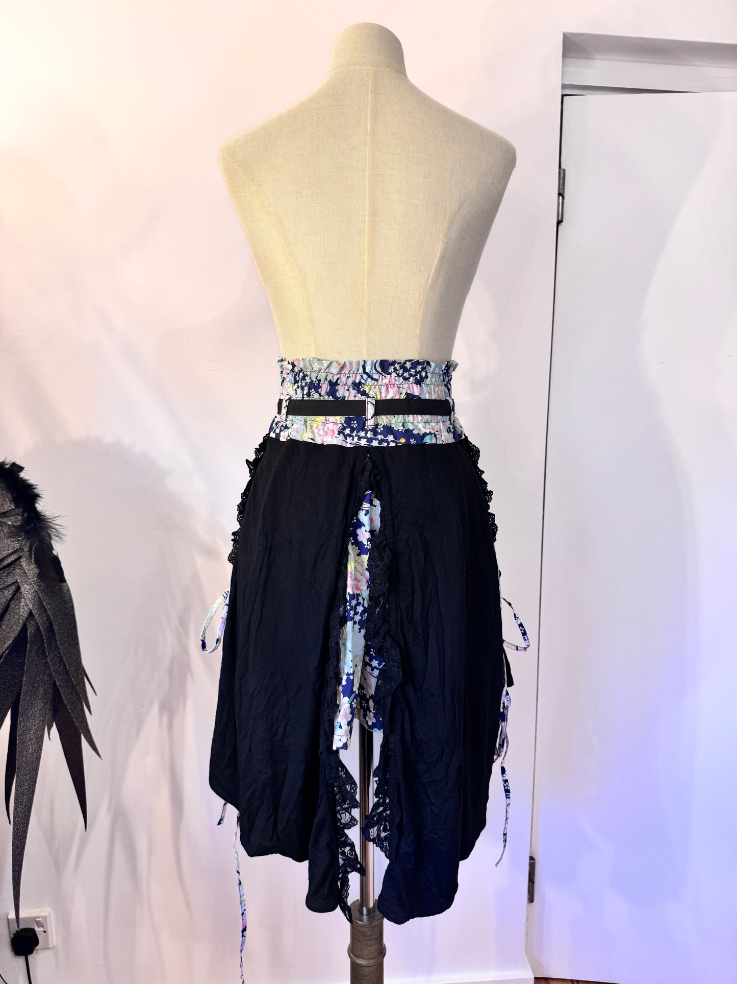 gouk Strap Midi Skirt