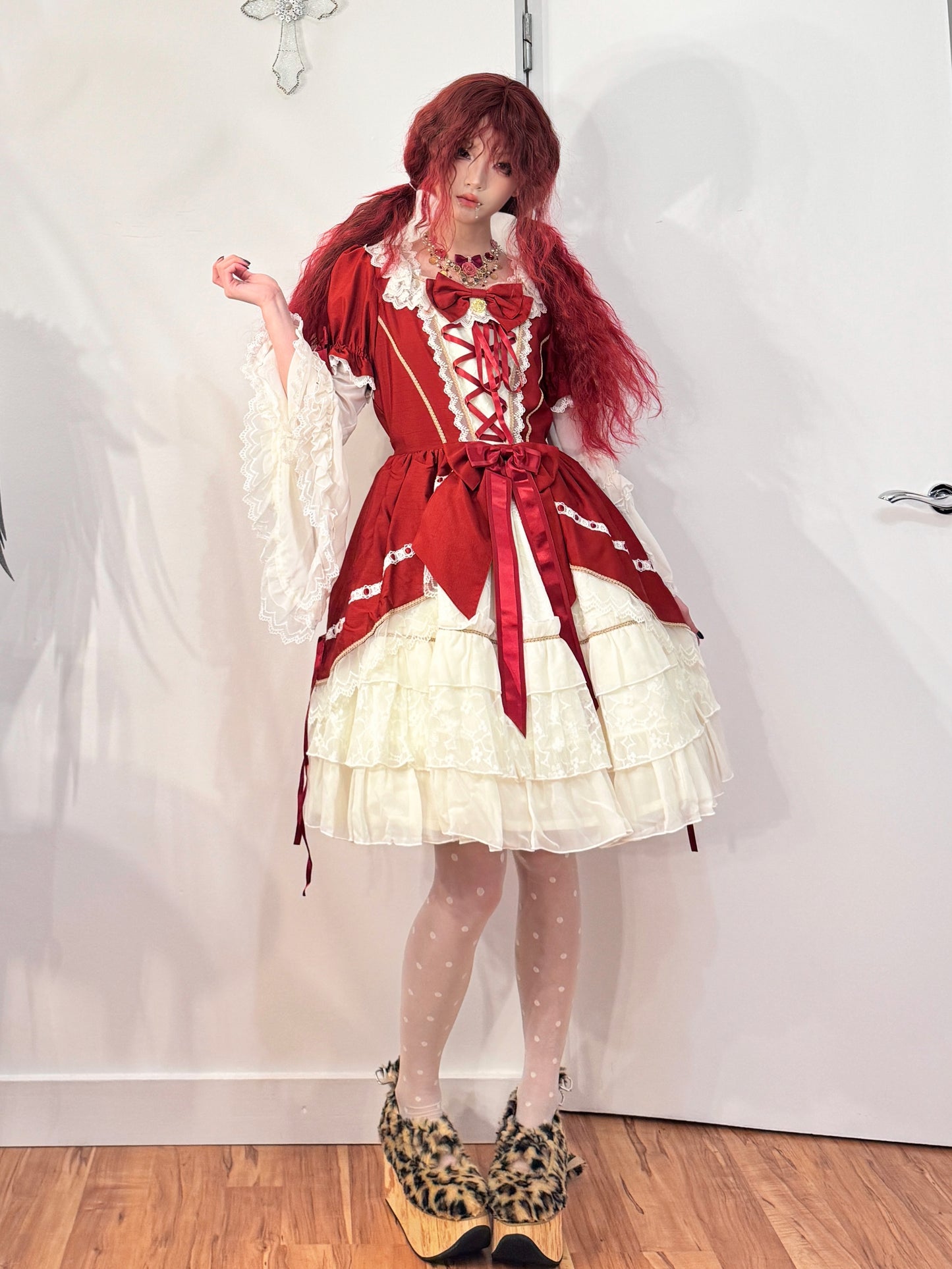 Baby the Stars Shine Bright Hime-Sleeves Red OP