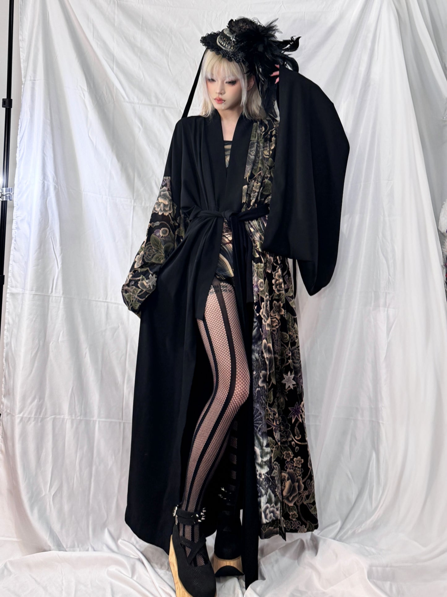Deorart Floral Print Kimono