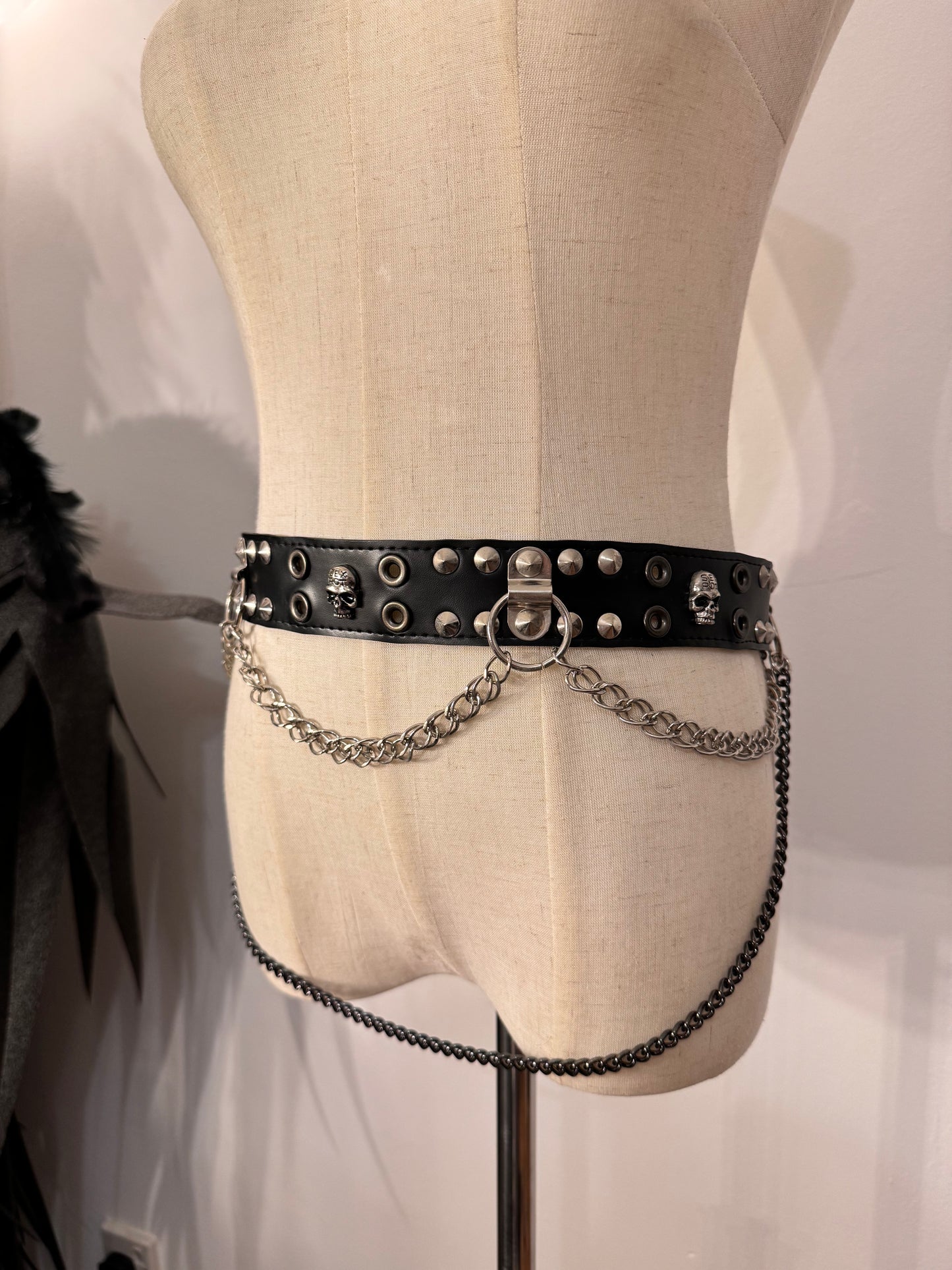 Sexpot Revenge Multi Chains Belt