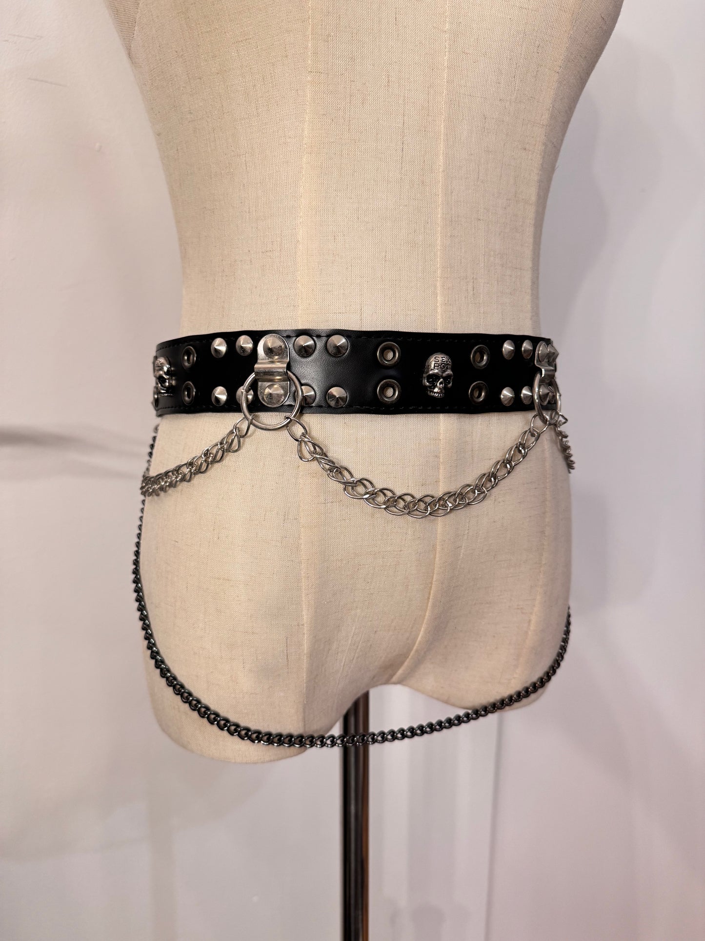 Sexpot Revenge Multi Chains Belt