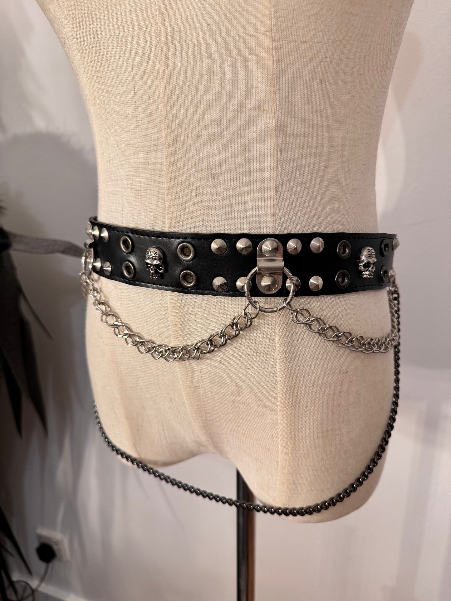 Sexpot Revenge Multi Chains Belt