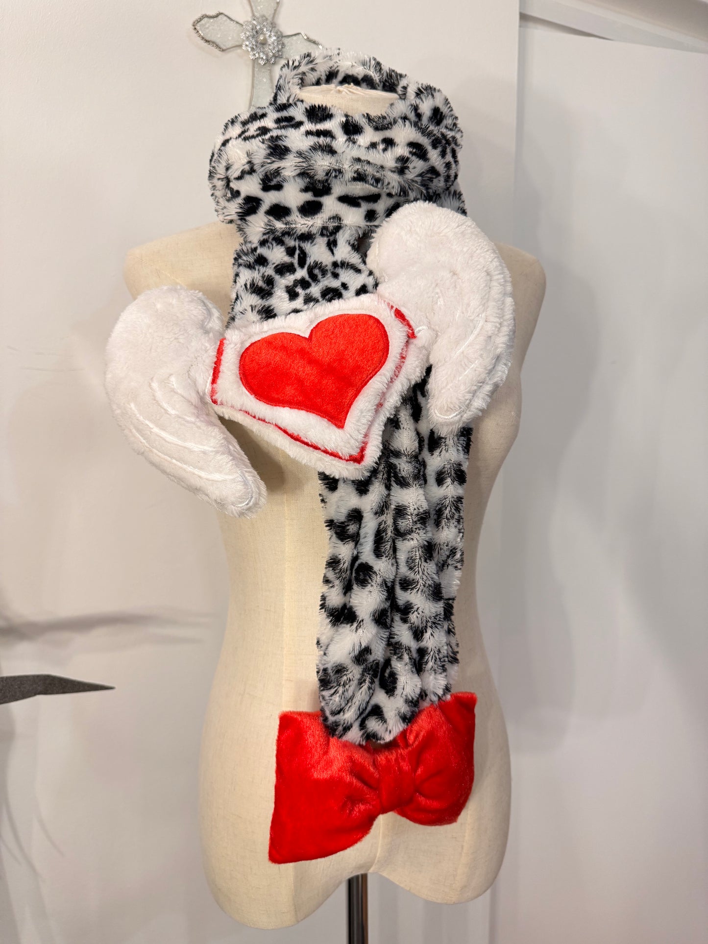 Leopard Print and Bows Scarf