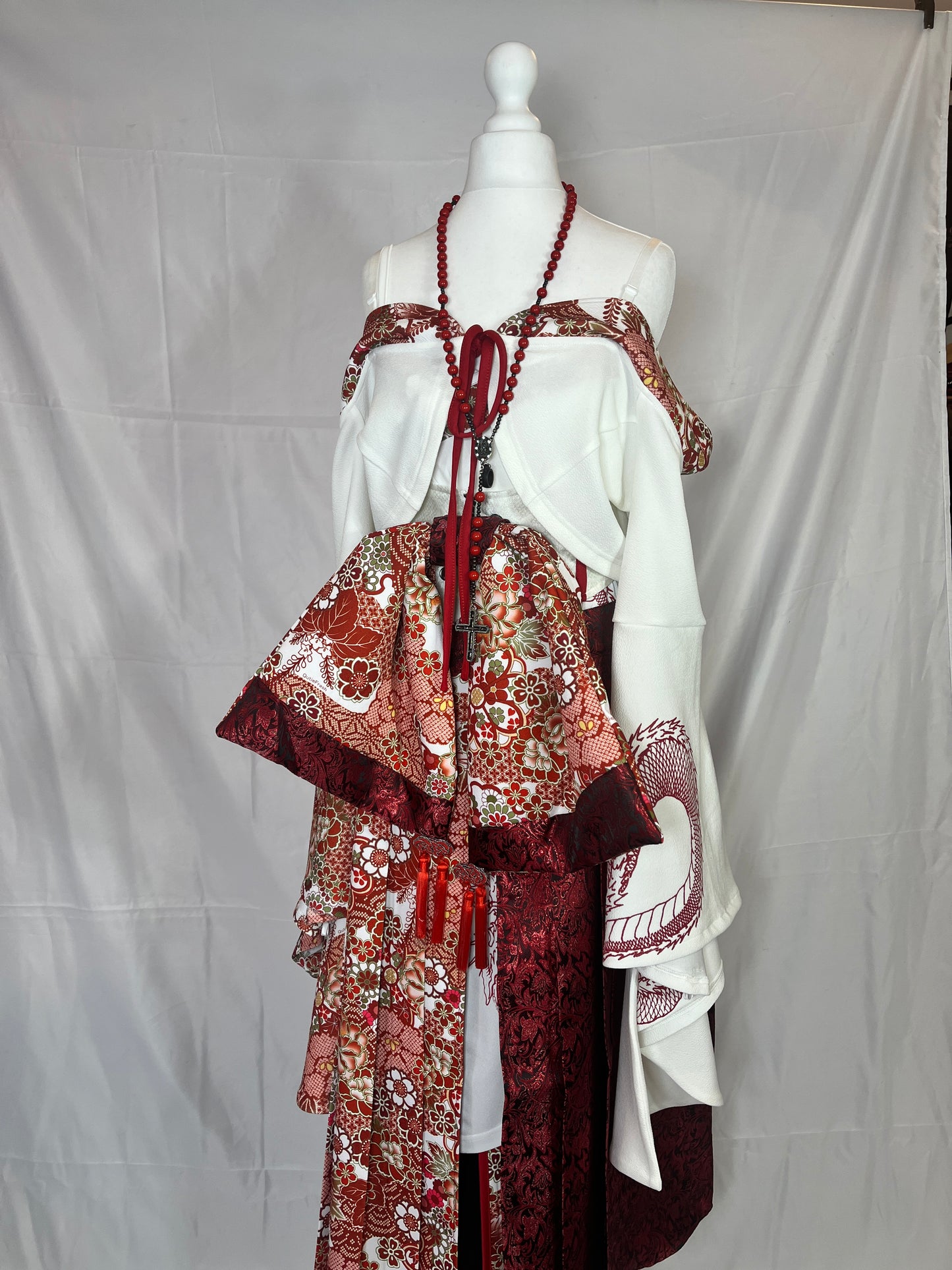 Qutie Frash Red Floral Kimono 5P Set