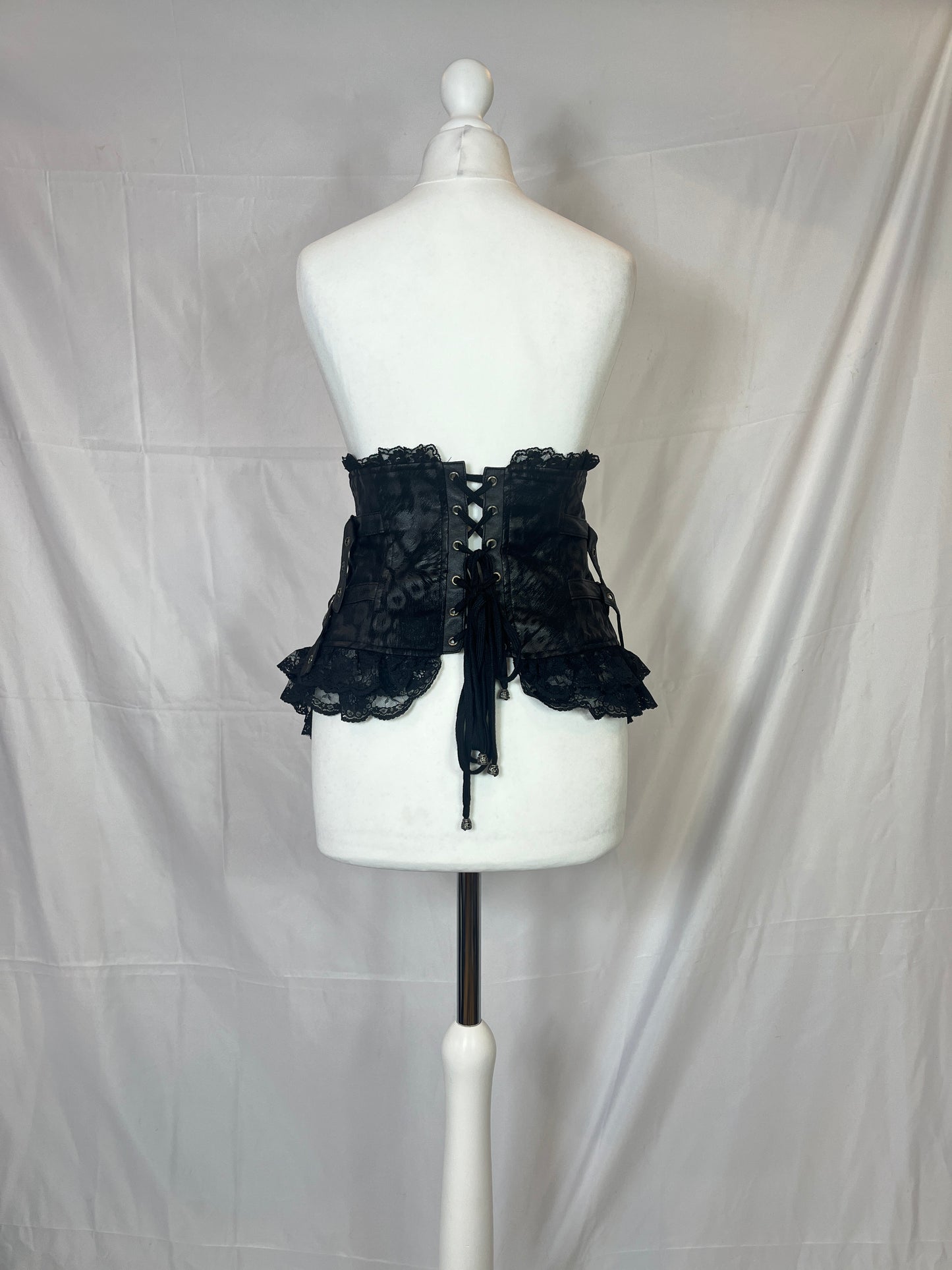 Qutie Frash Lace Corset