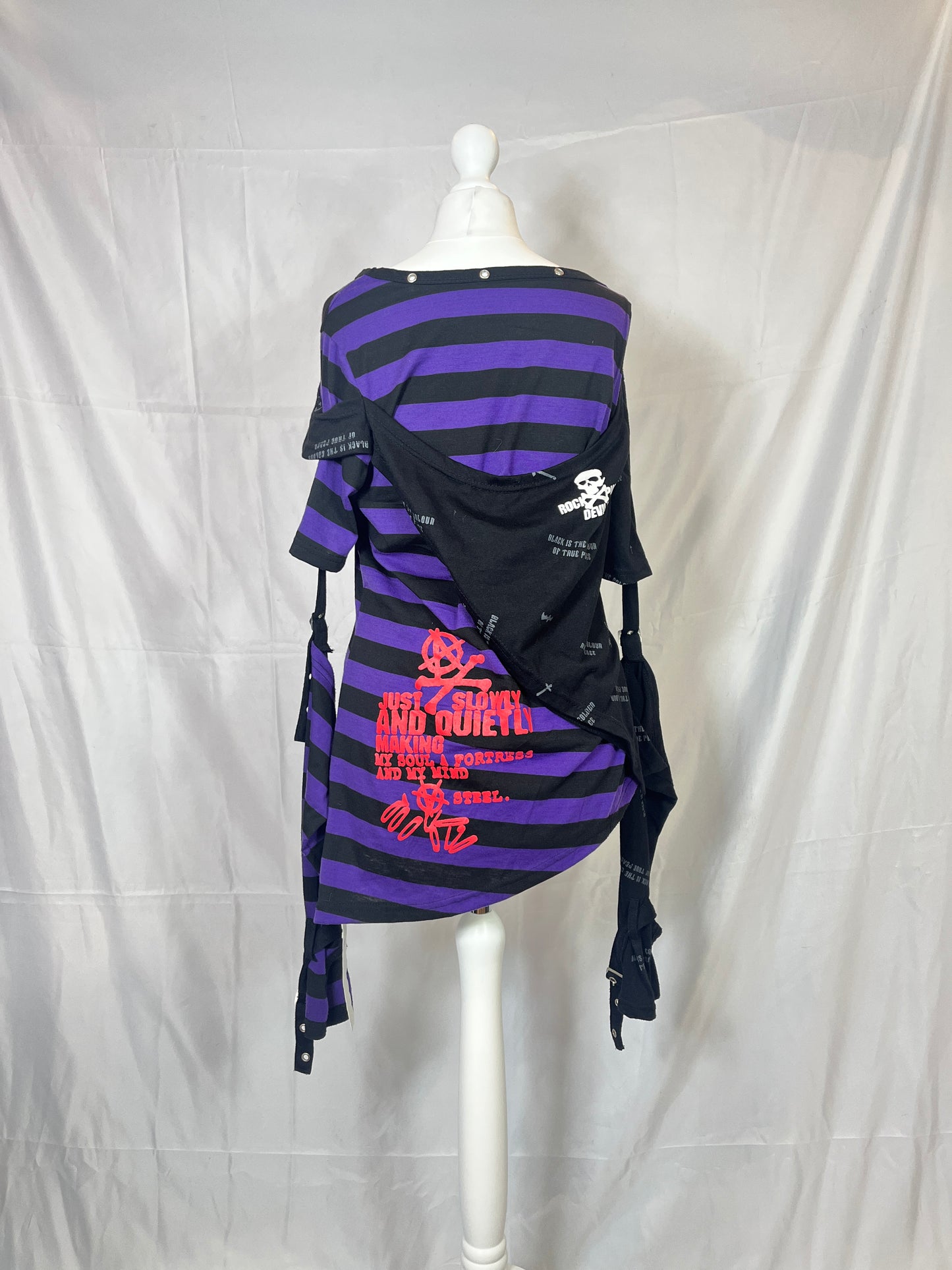 Addictrap Destructive 2-Layers Stripe Top