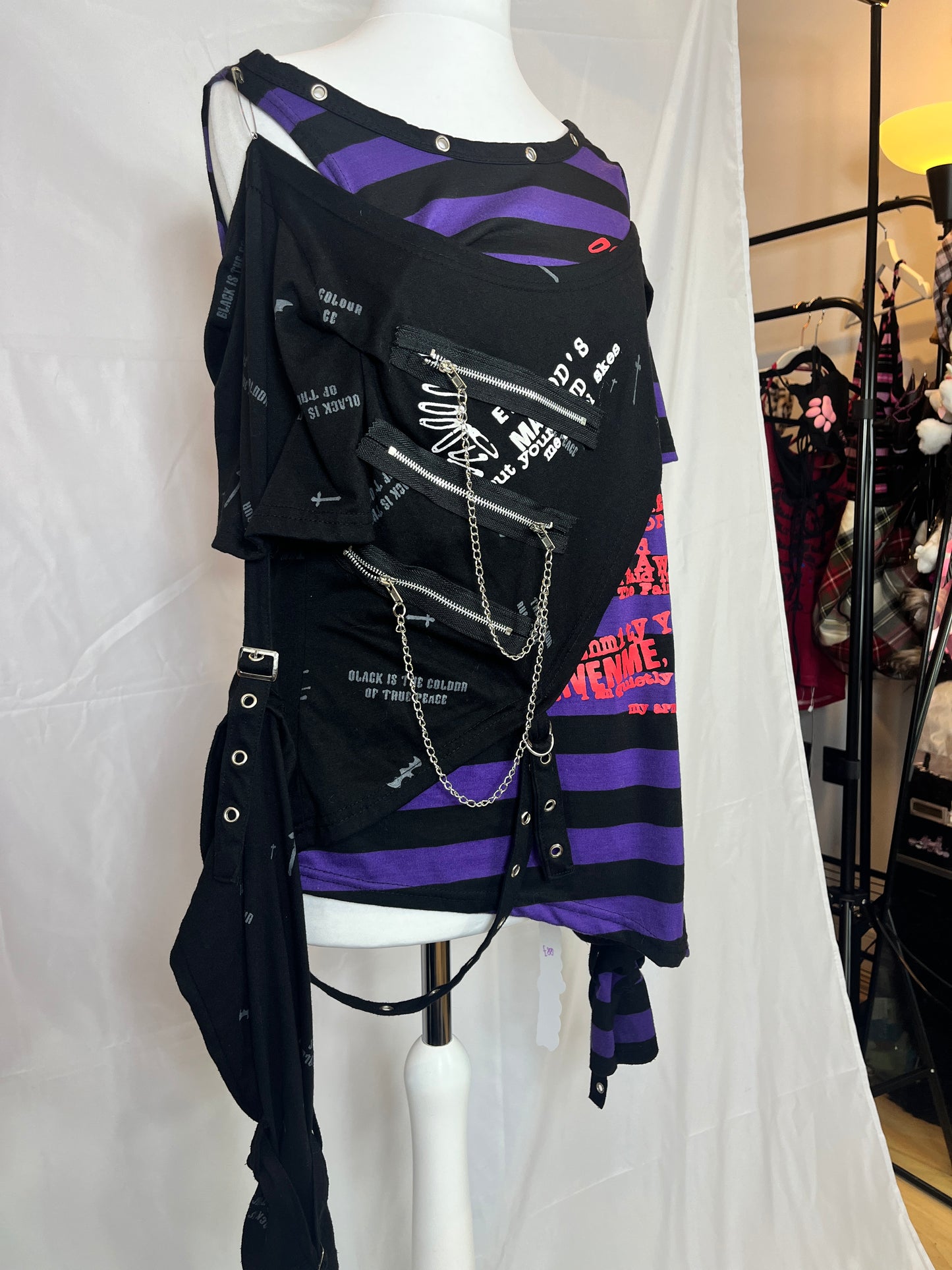 Addictrap Destructive 2-Layers Stripe Top