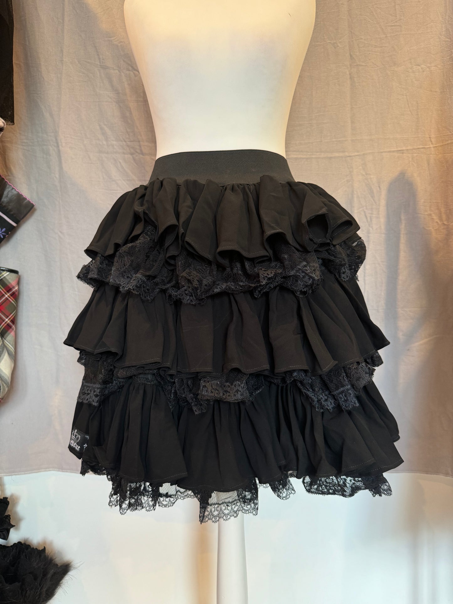 Multi-Layers Ruffle Skirt