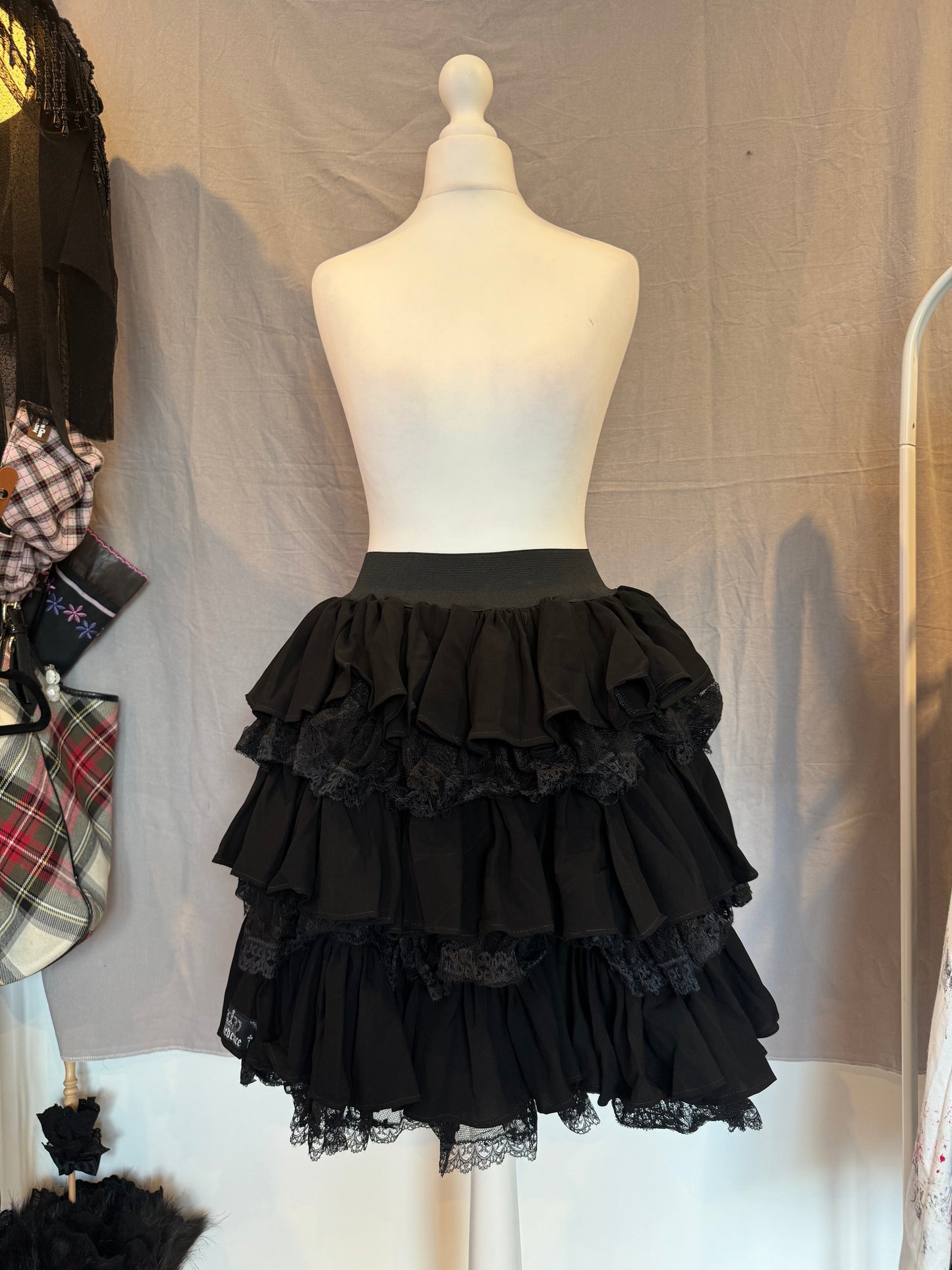 Multi-Layers Ruffle Skirt