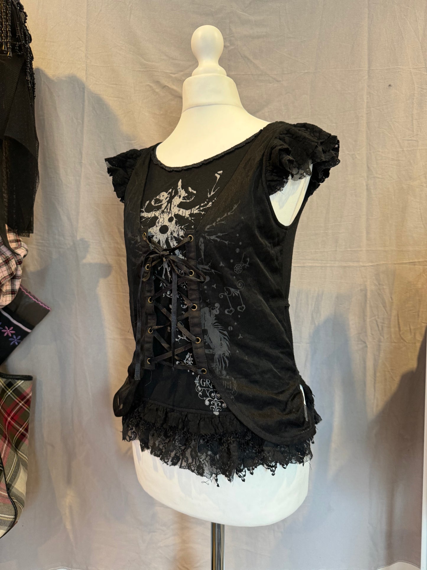 Gramm 2-Layers Lace Tank Top