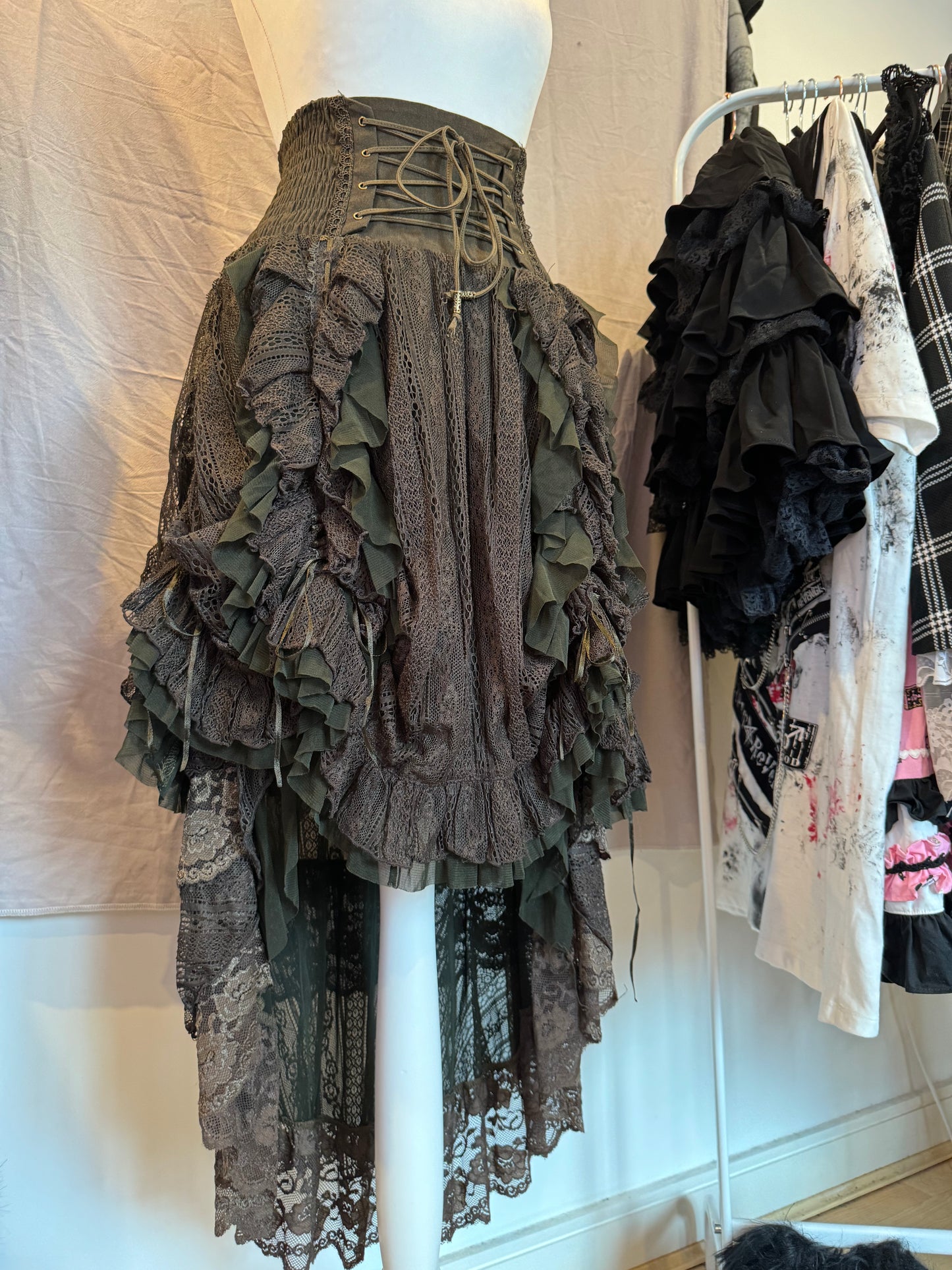 OZZ ON Multi-Layers Brown Ruffle Maxi Skirt