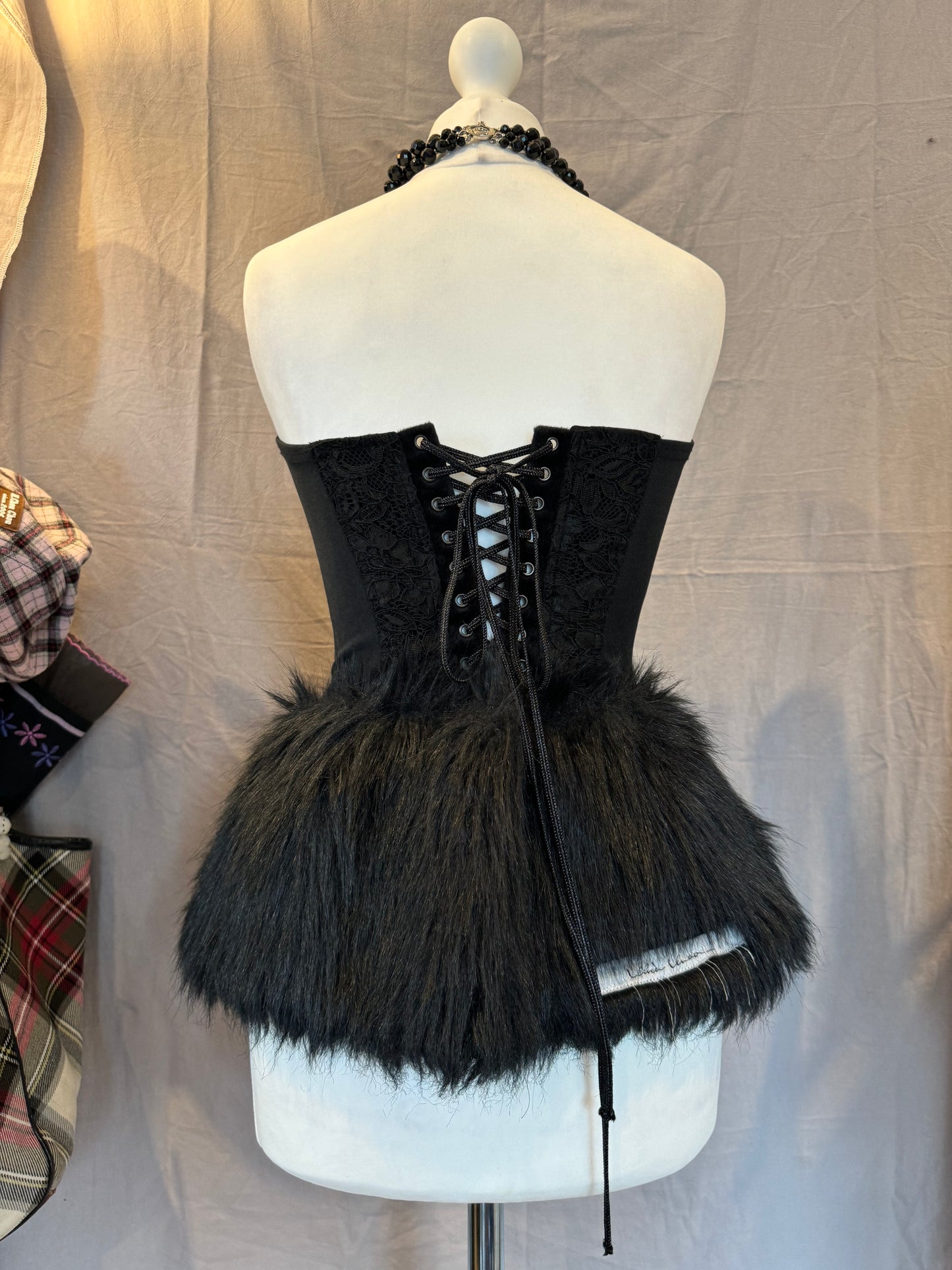 alice auaa Fur Corset