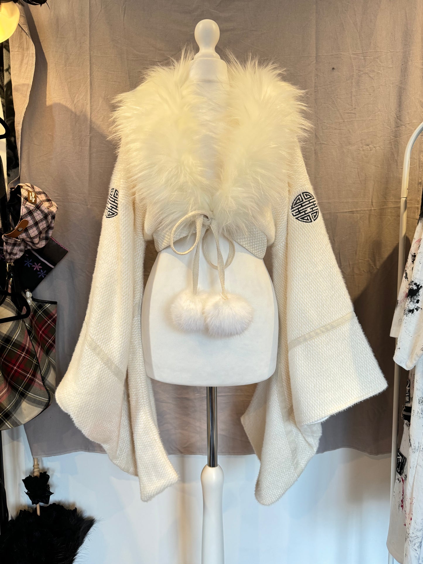 Qutie Frash Fur Collar Knit Kimono-Sleeves Jacket