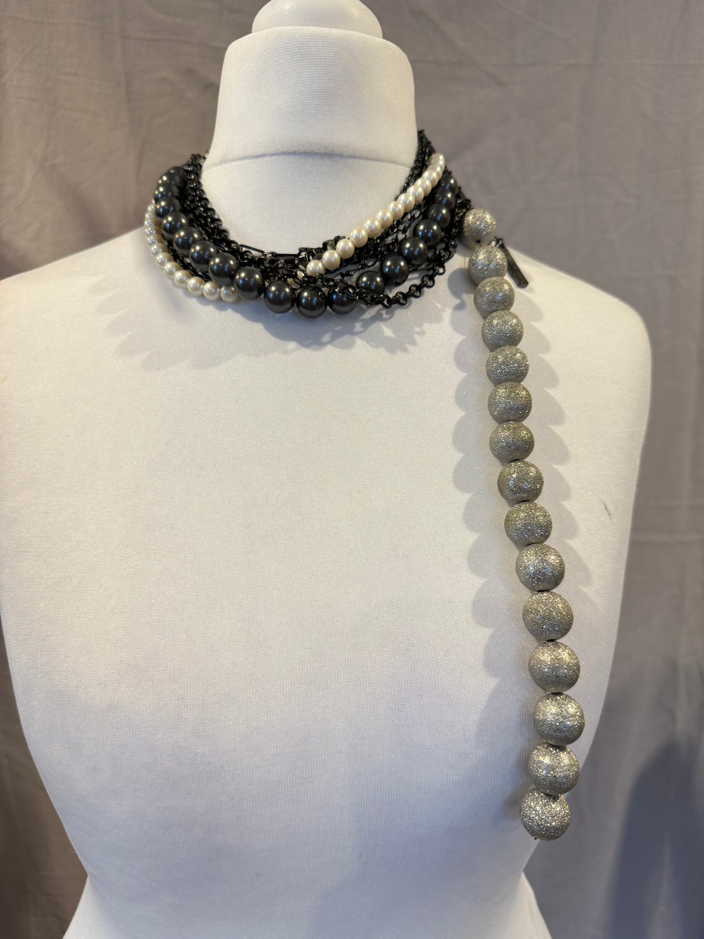 alice auaa Multi-Layers Beads Choker