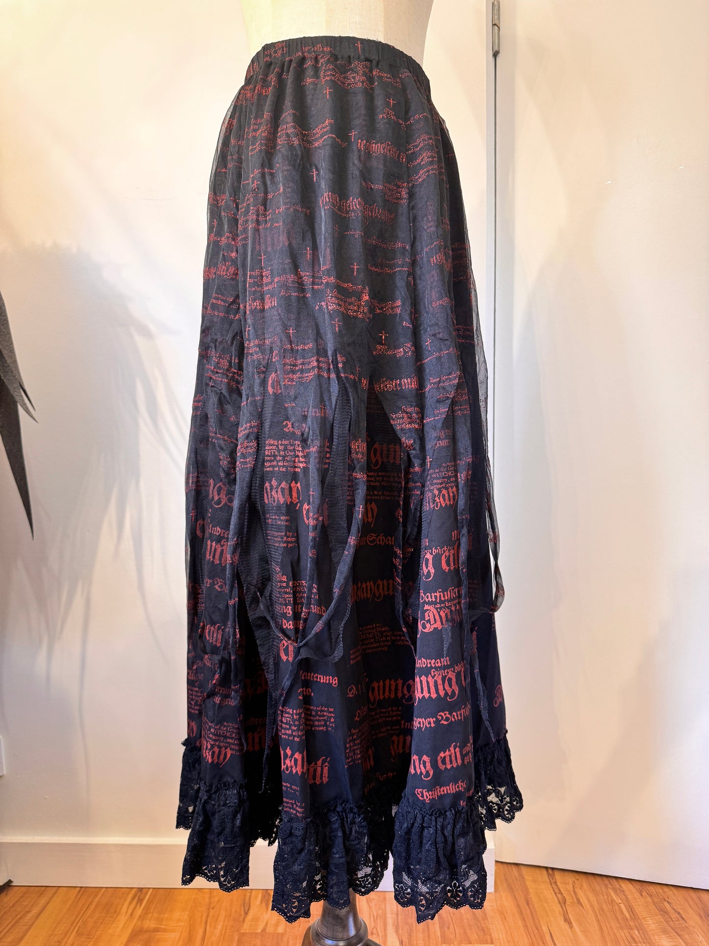 h.Naoto Destructive Letter Print Maxi Skirt