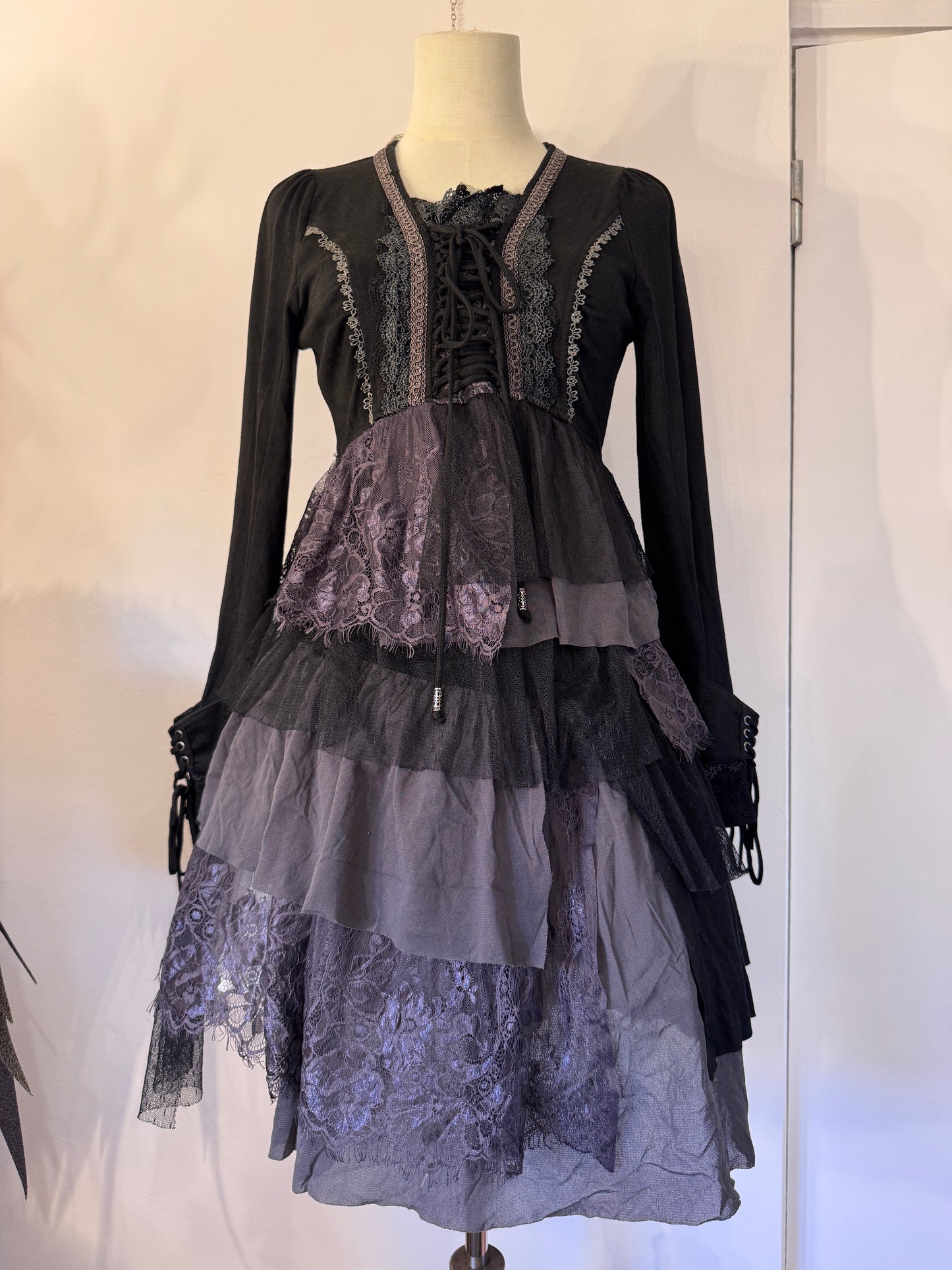 OZZ ON Multi-Layers Lace and Ruffle Dress