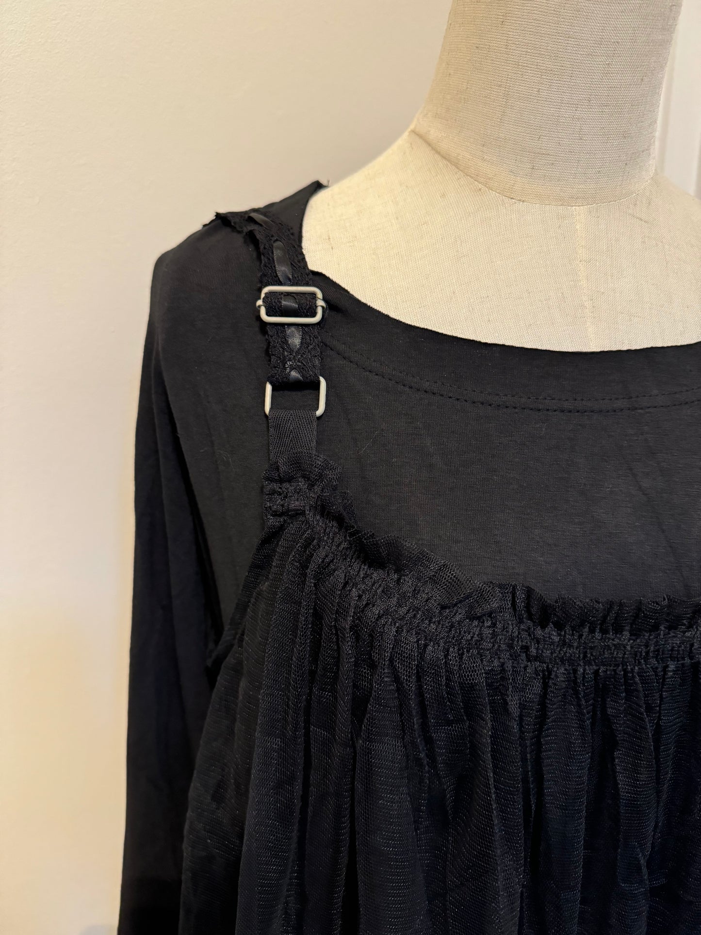 Algonquins 3P Set Mesh Dress