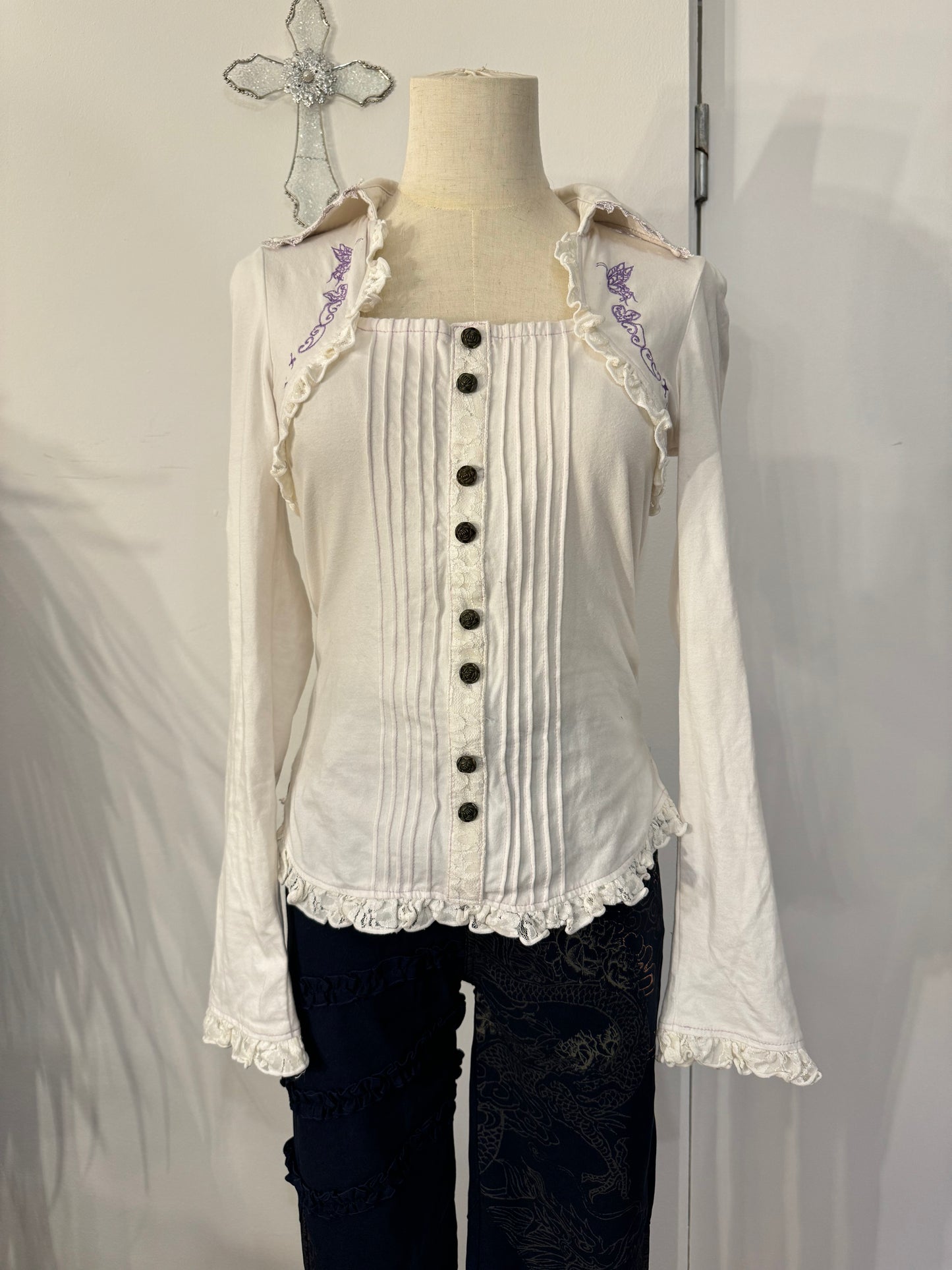 OZZ ON Ruffle Button-Up