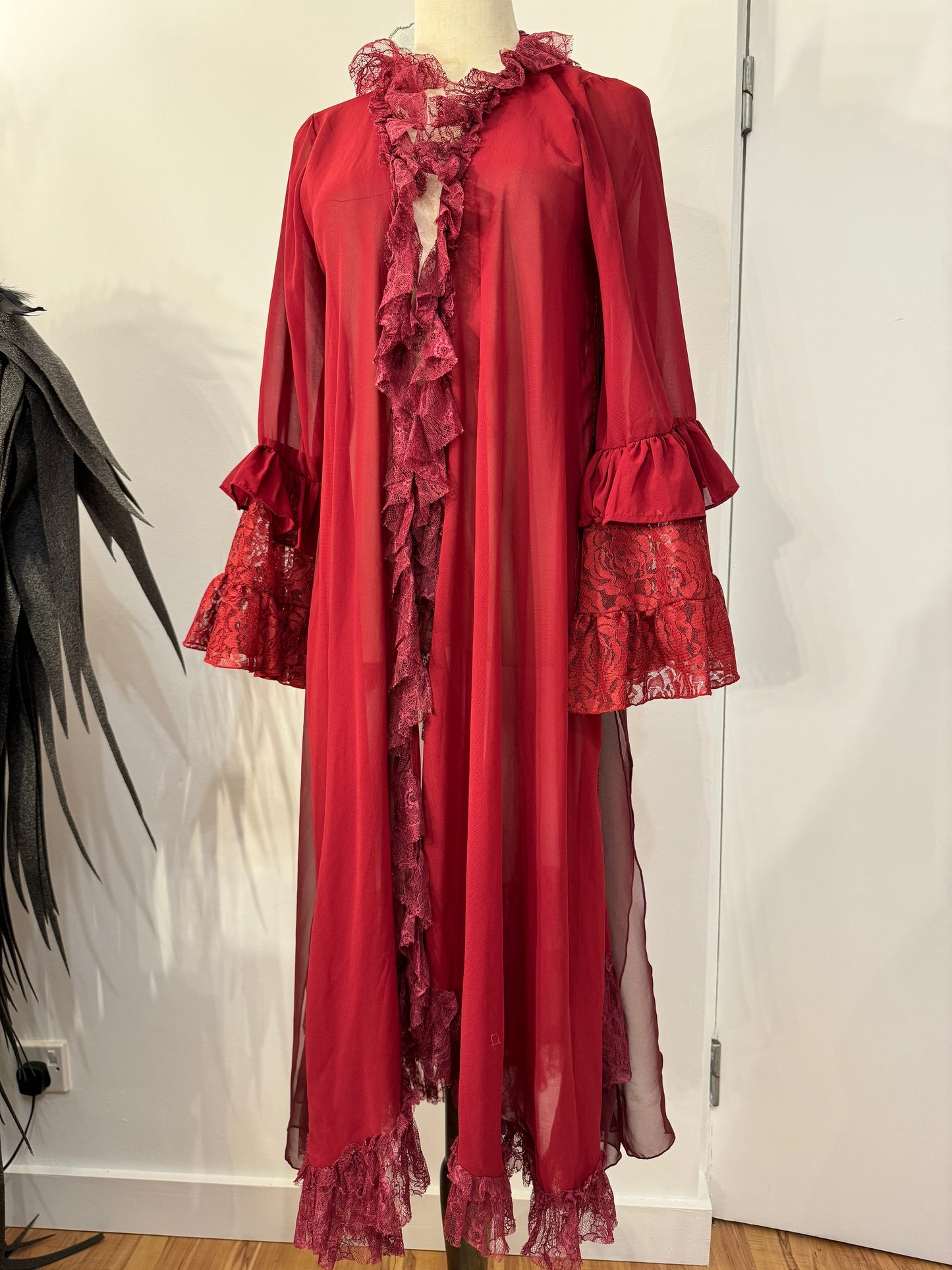 MR Corset Red Ruffle Long Blouse